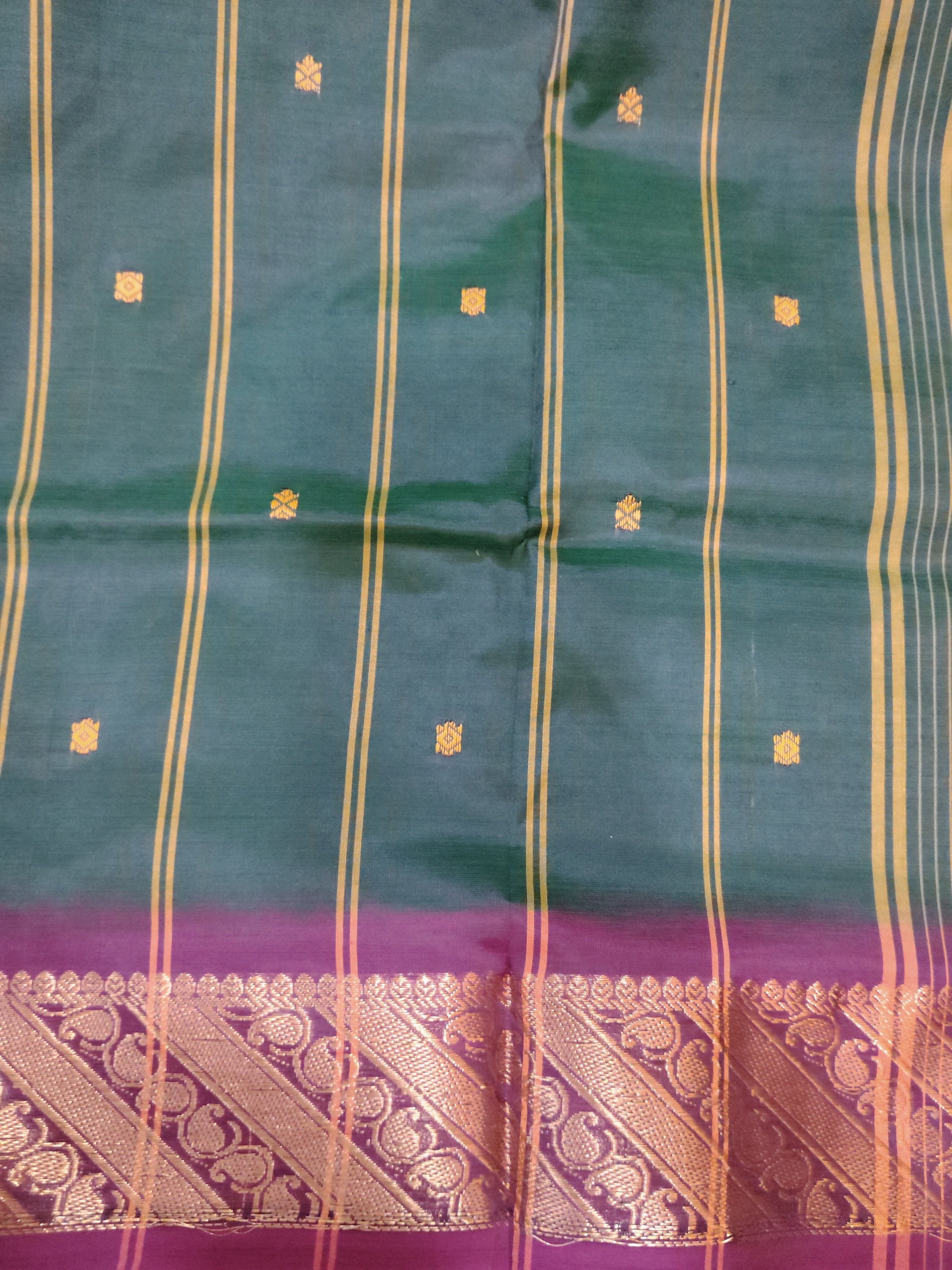 Vaazhainaar Pattu Madisar