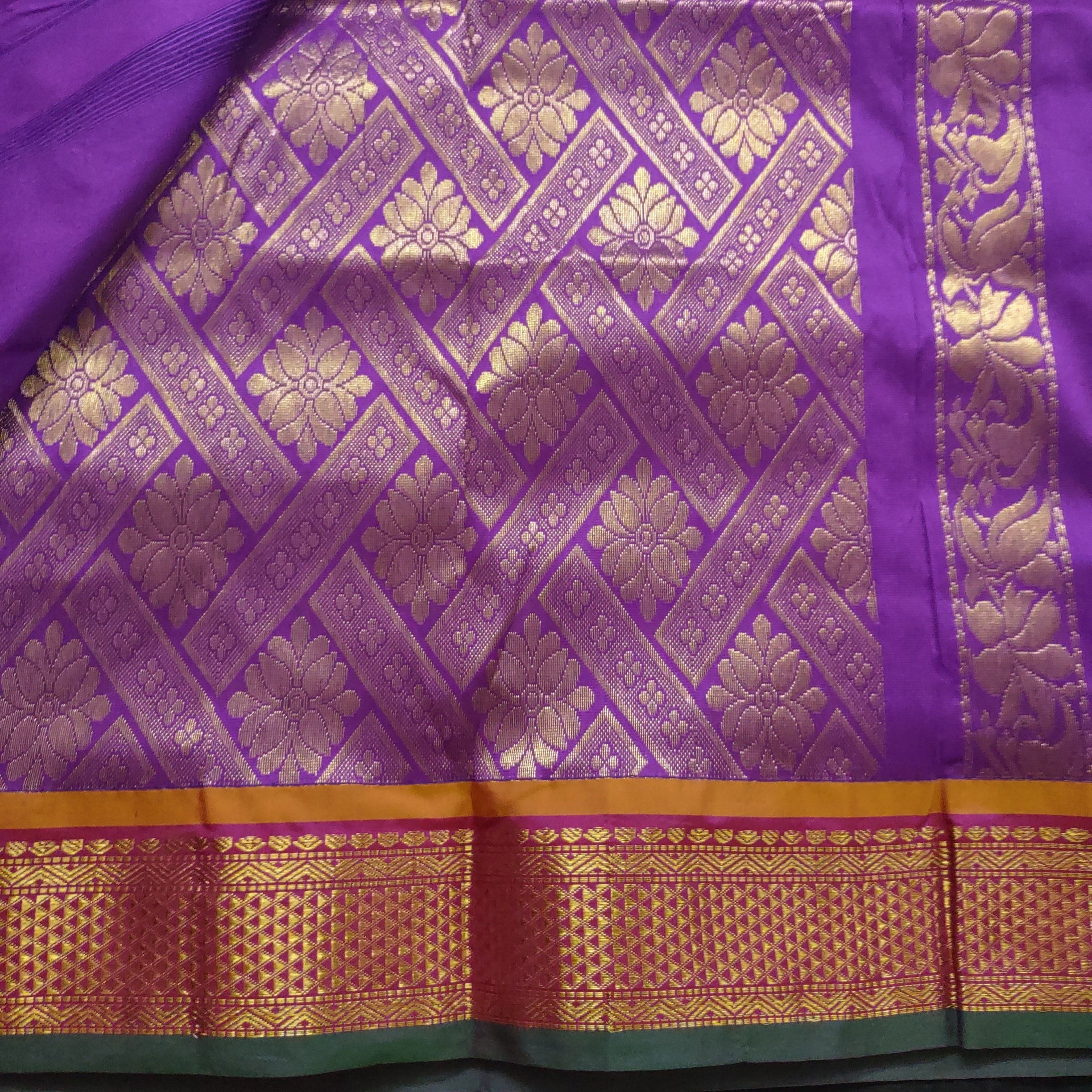 Poly silk 9.5 yardz