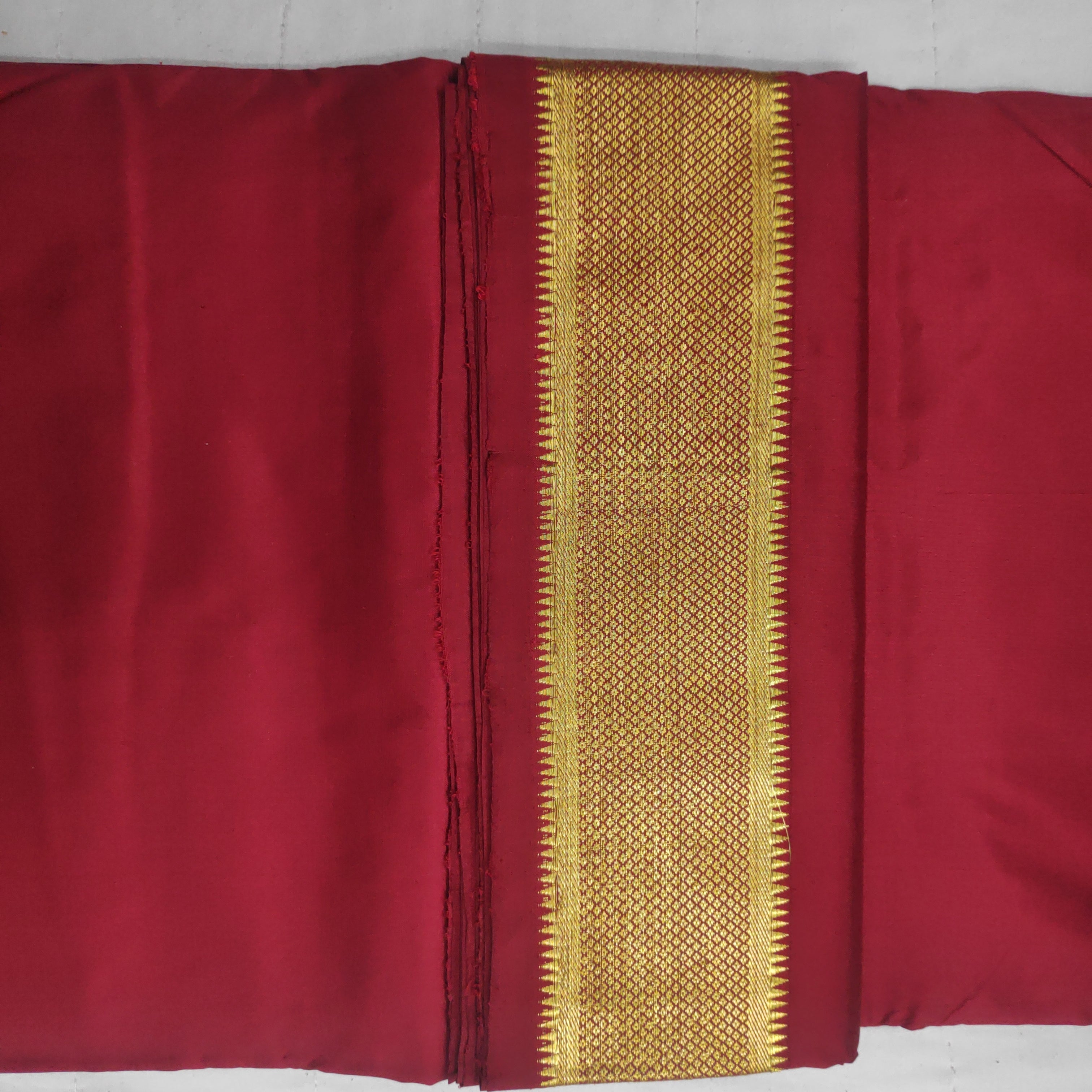 Pure silk 9.5yardz