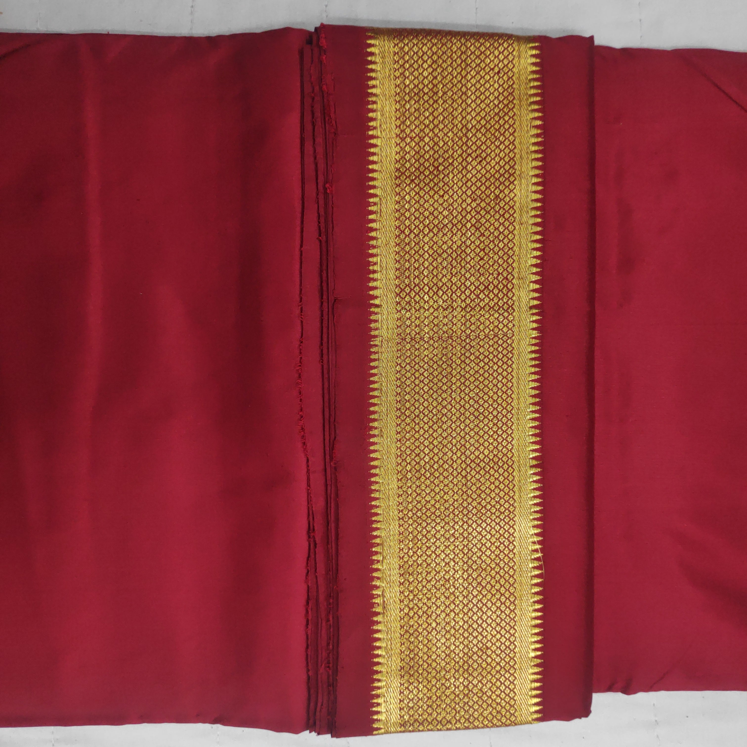 Pure silk 9.5yardz