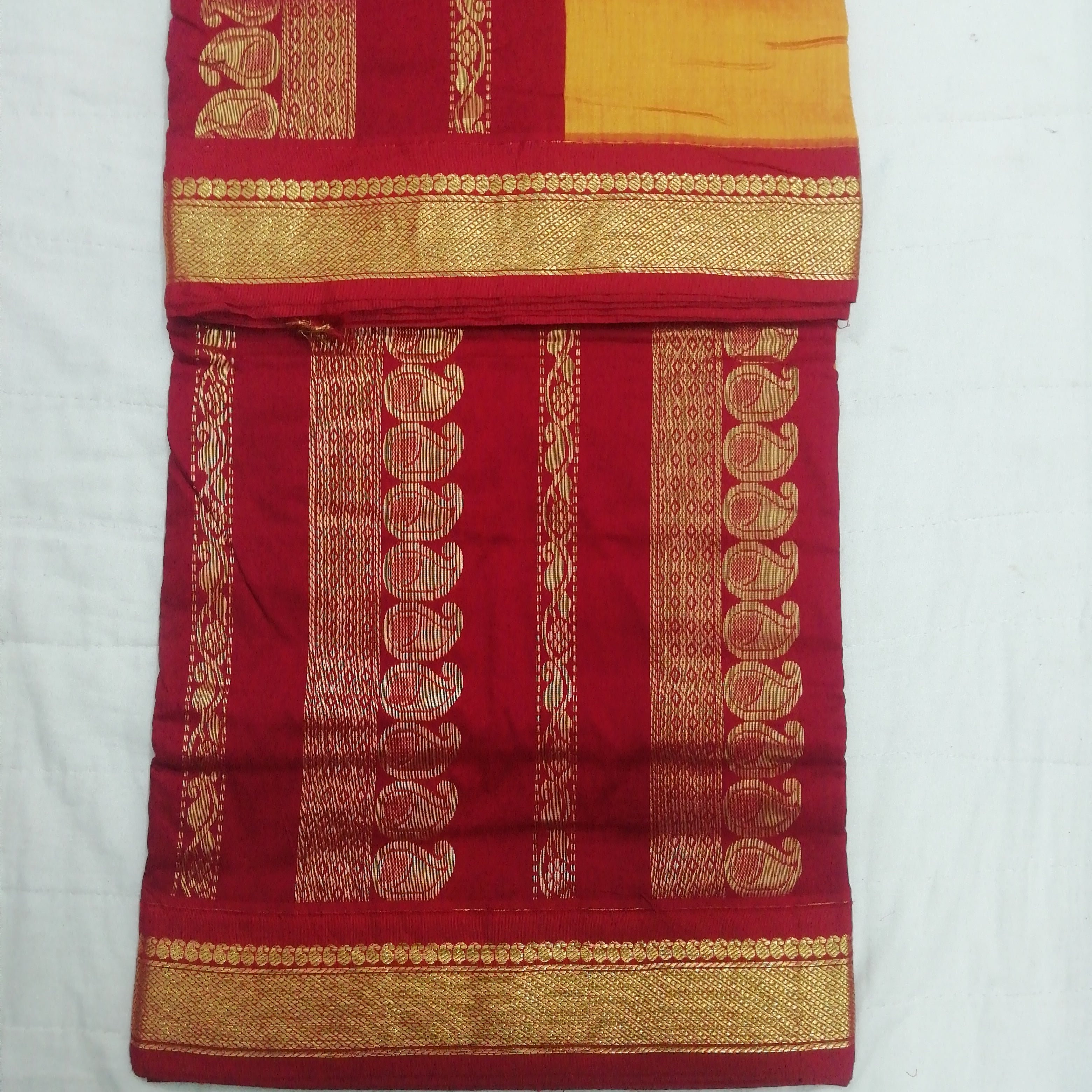 Kalyani Cotton 8.8 metres/ 9.5 yards madisar
