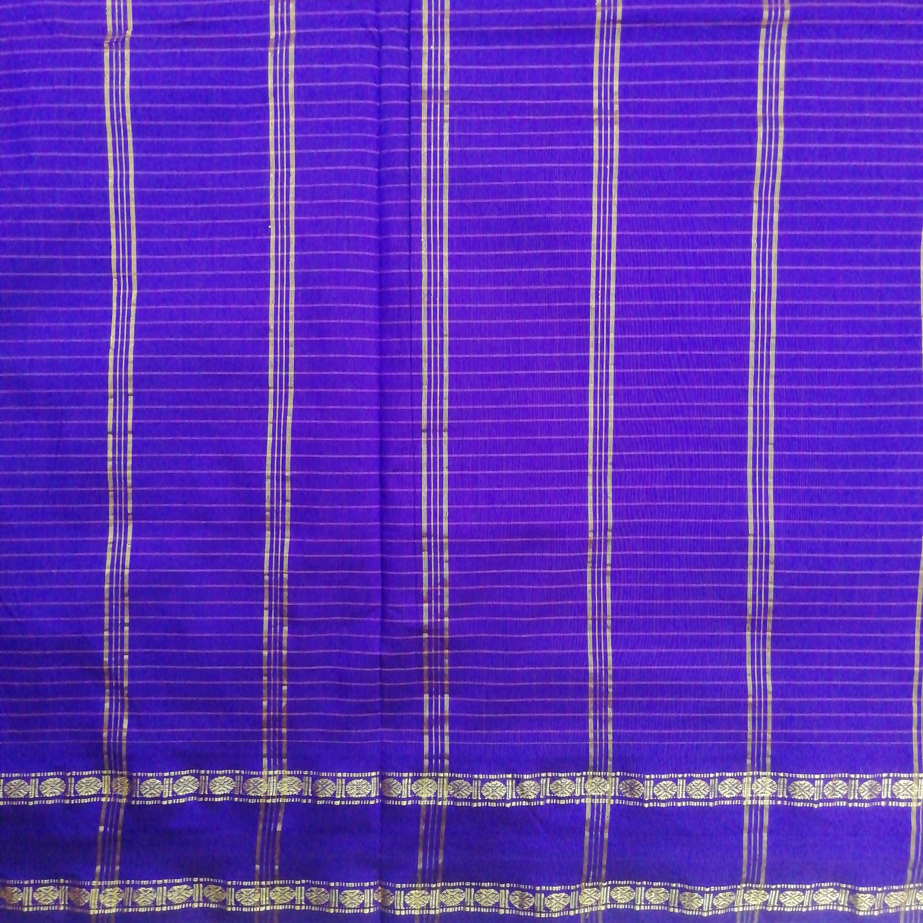 Kalyani Cotton checked  10 yards