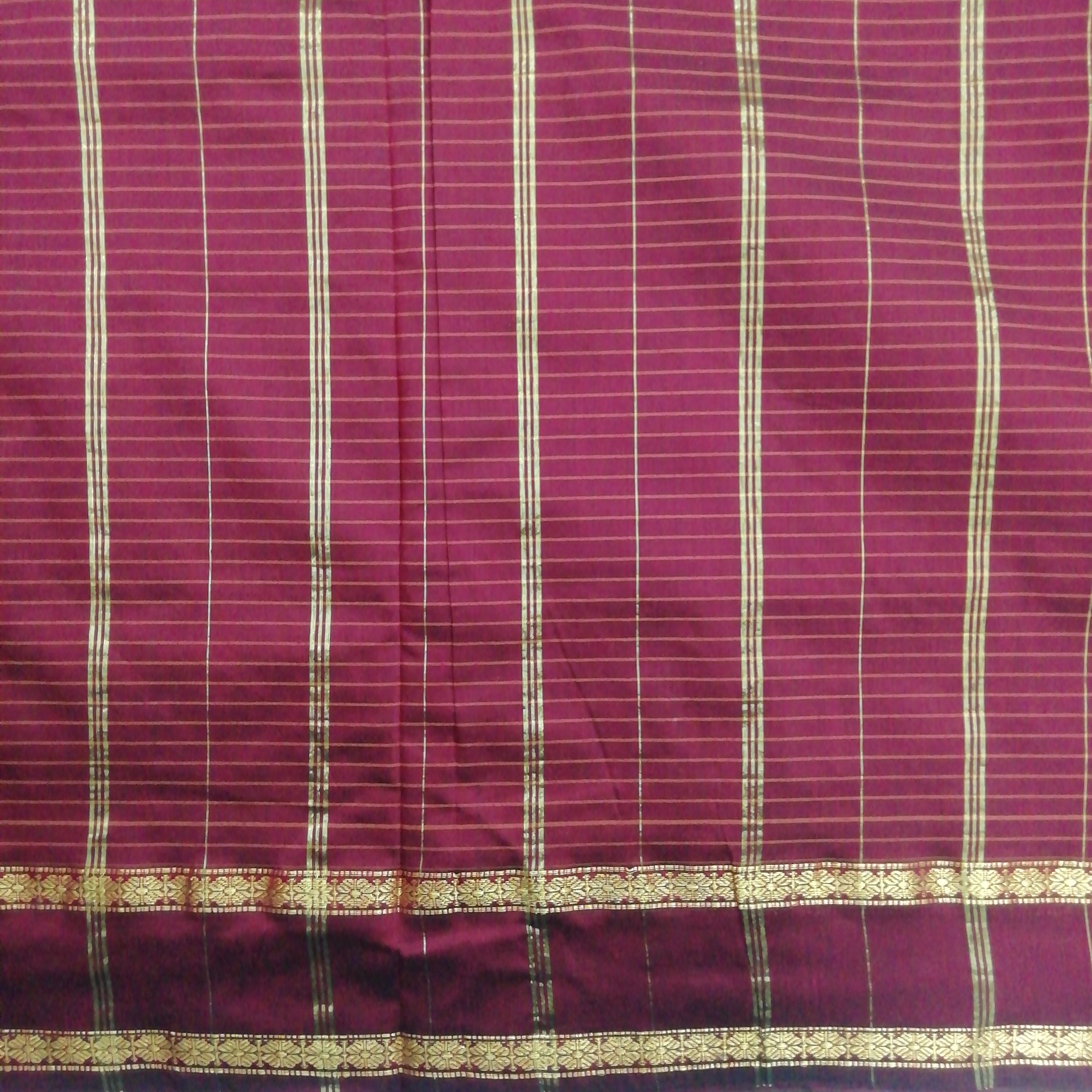Kalyani Cotton checked  10 yards