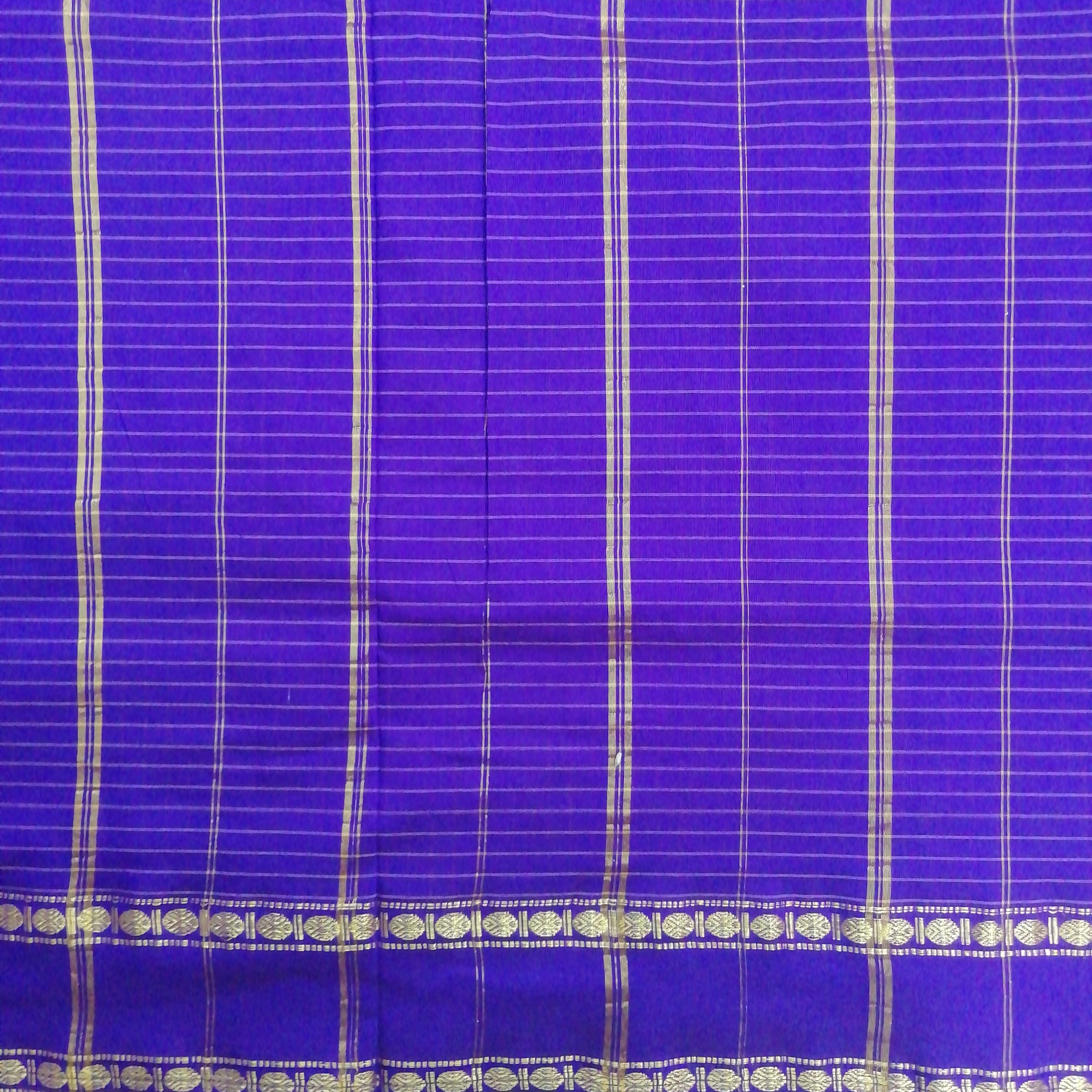 Kalyani Cotton checked  10 yards