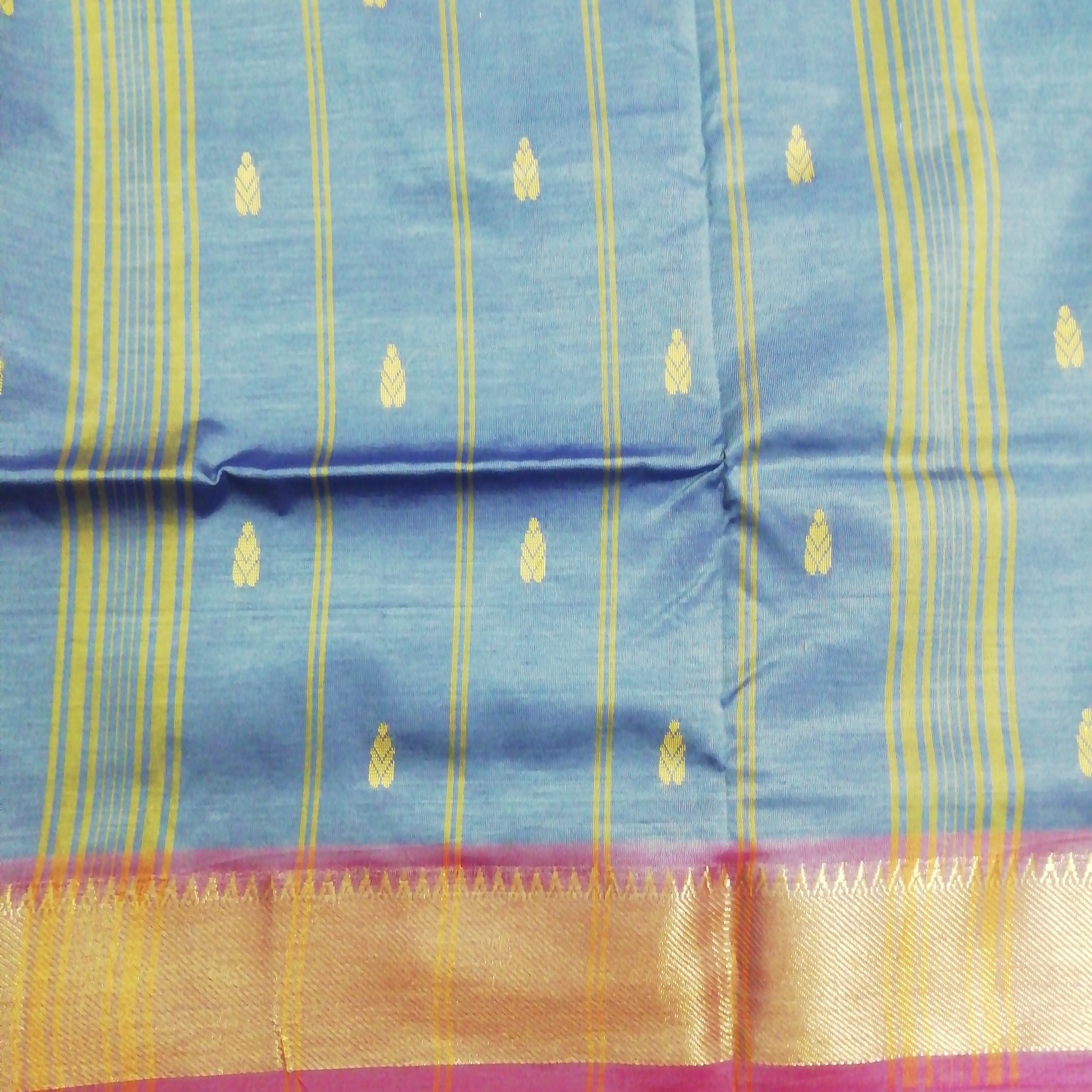 Vaazhainaar Pattu Madisar