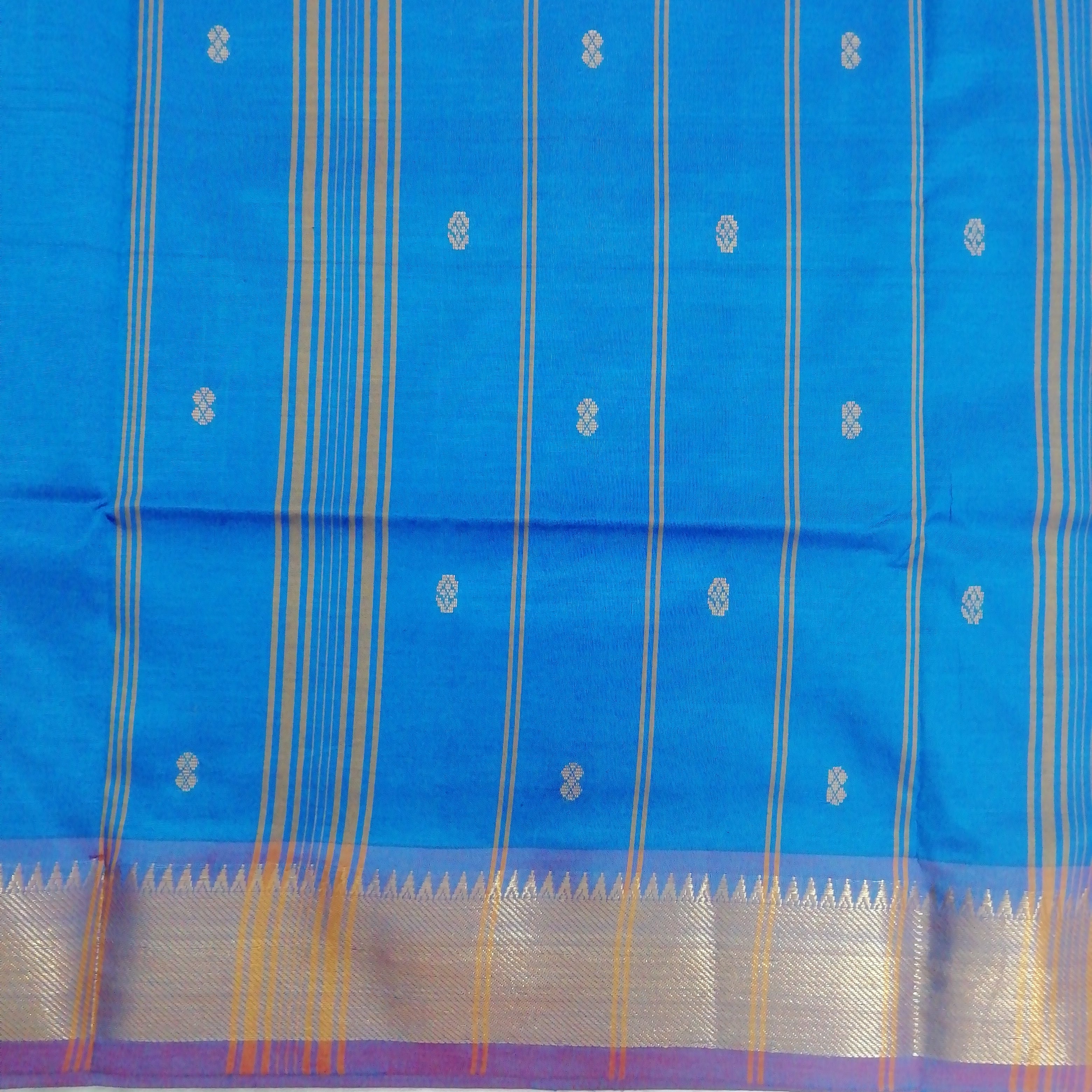 Vaazhainaar Pattu Madisar