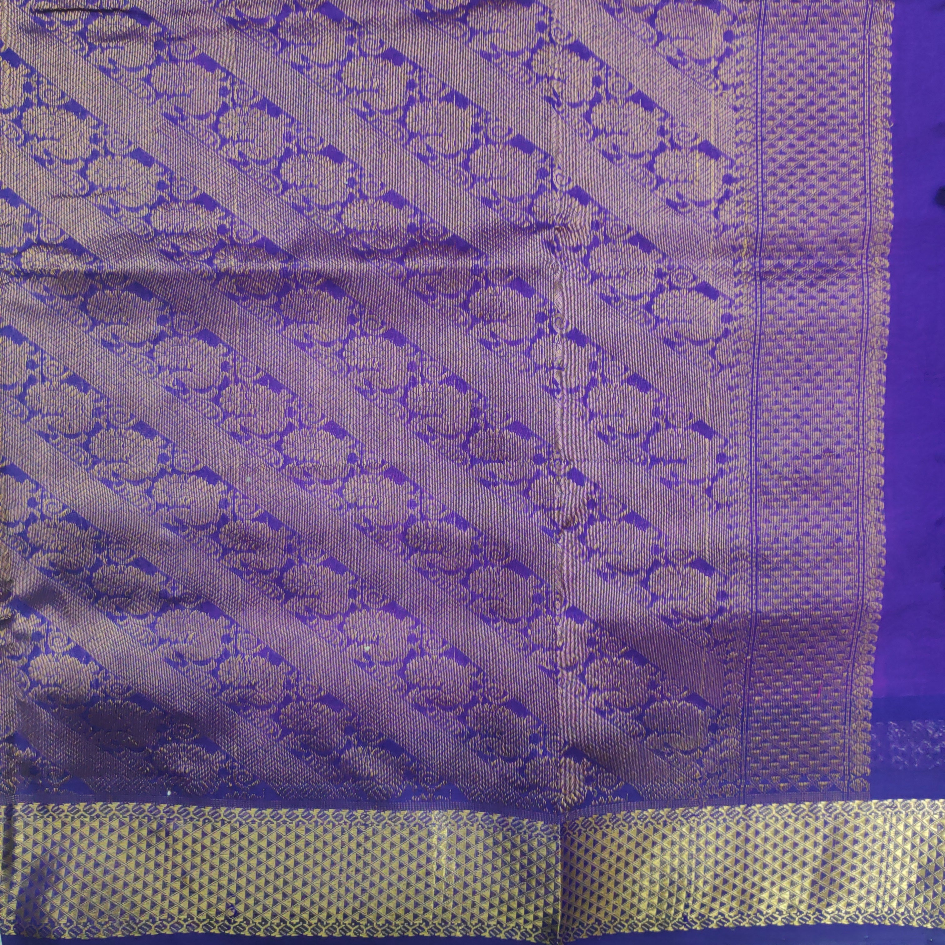 Pure silk cotton- Reverse Pallu- Semi Korvai
