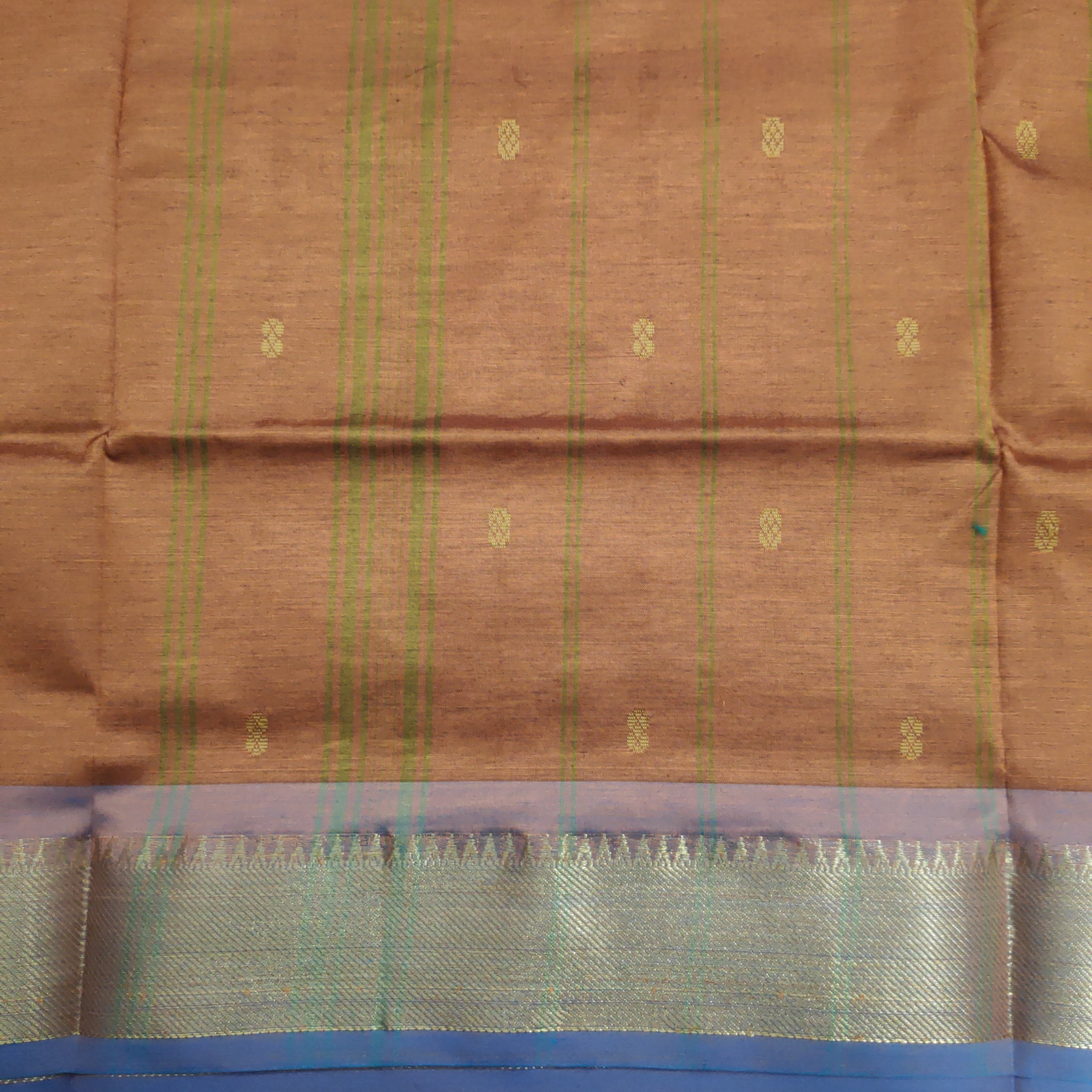 Vaazhainaar Pattu Madisar