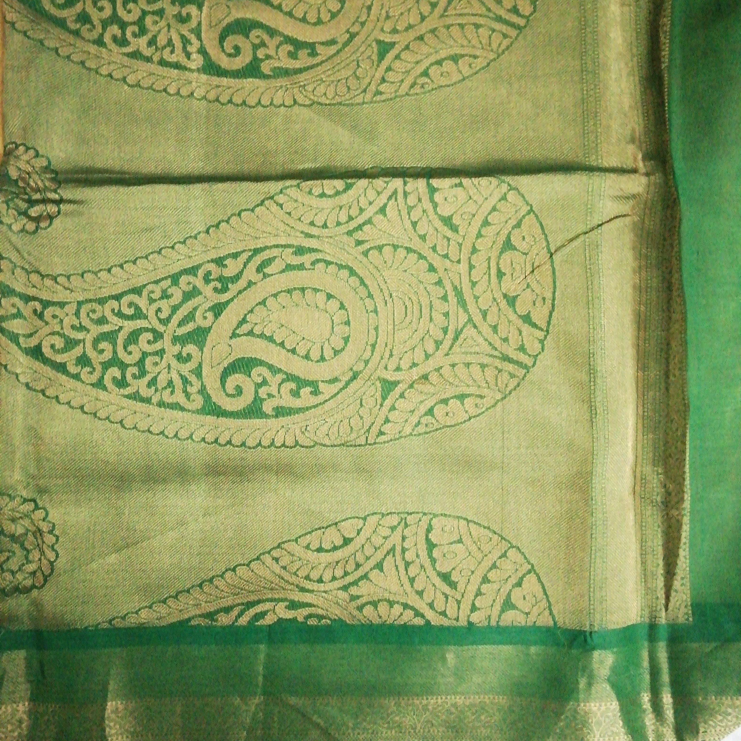 Pure silk cotton- embossed Reverse Pallu, 10 yards madisar
