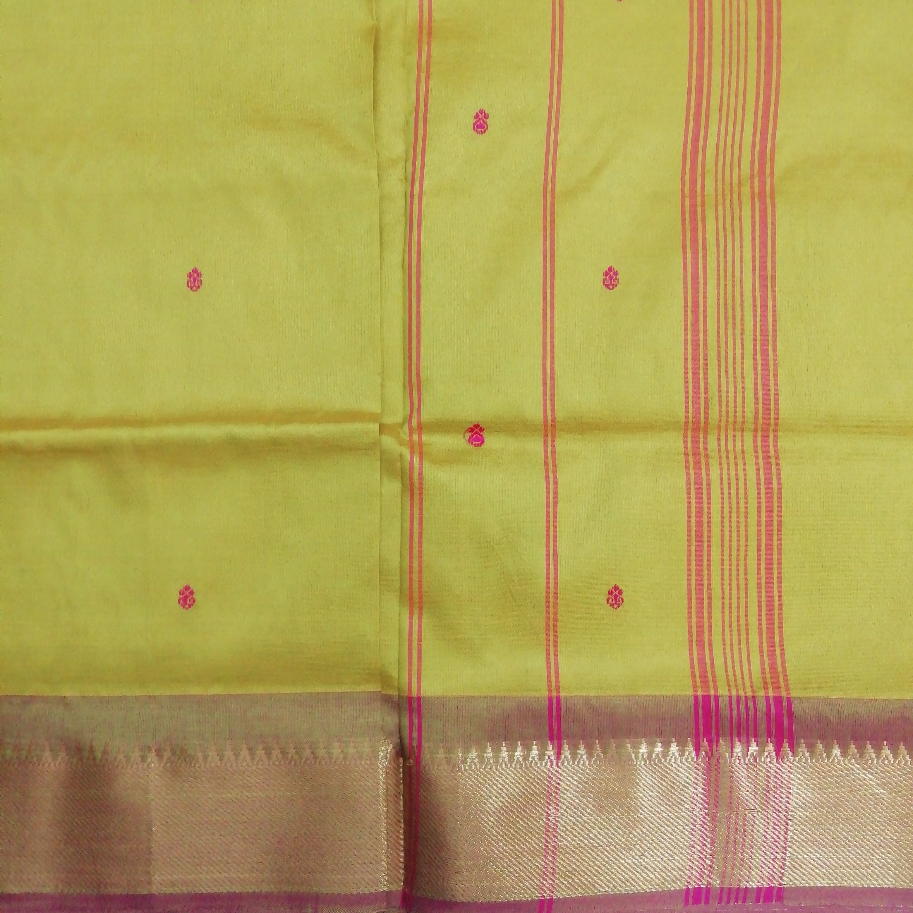 Vaazhainaar Pattu Madisar