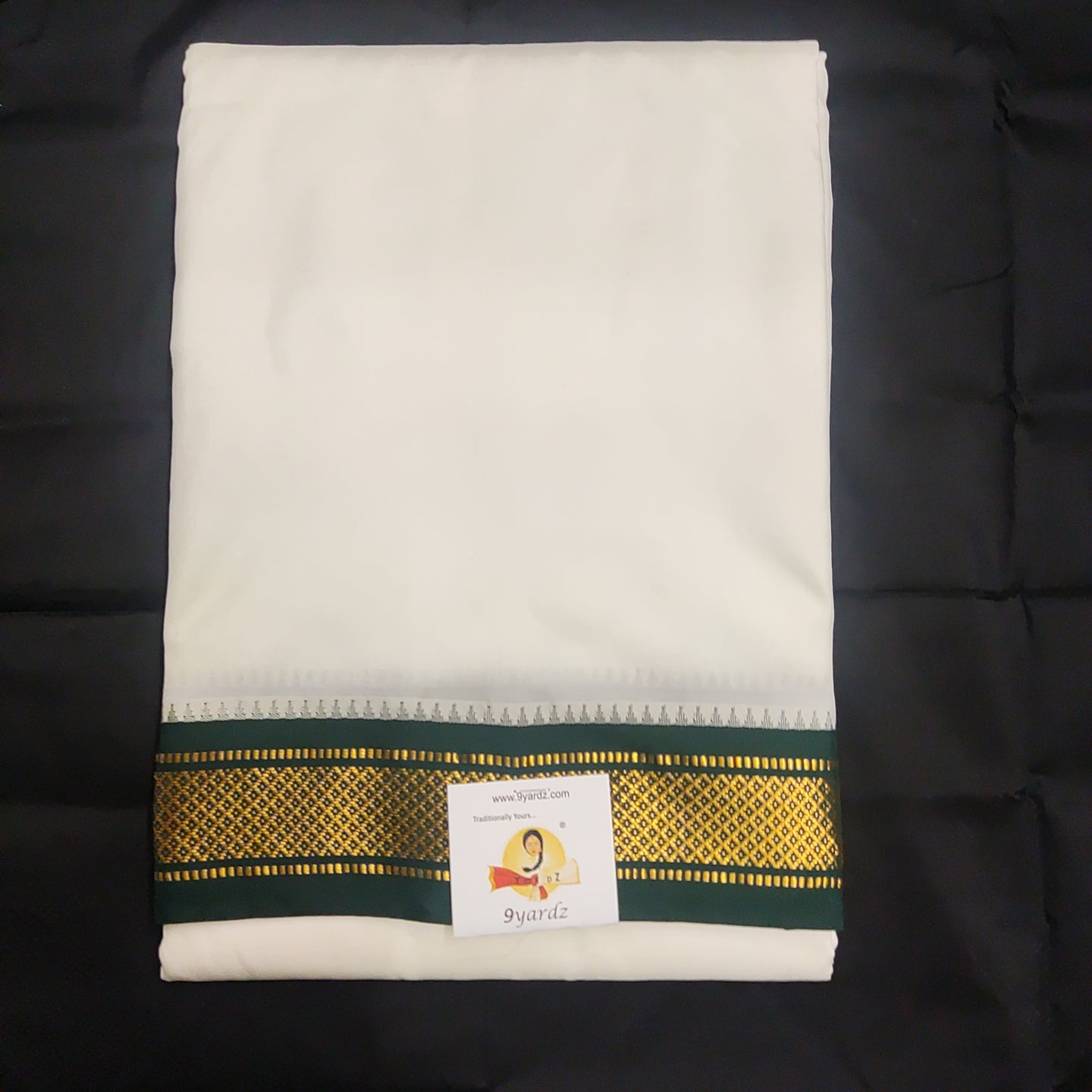 Pure silk Dhoti 8muzham with 4 muzhum angavastram