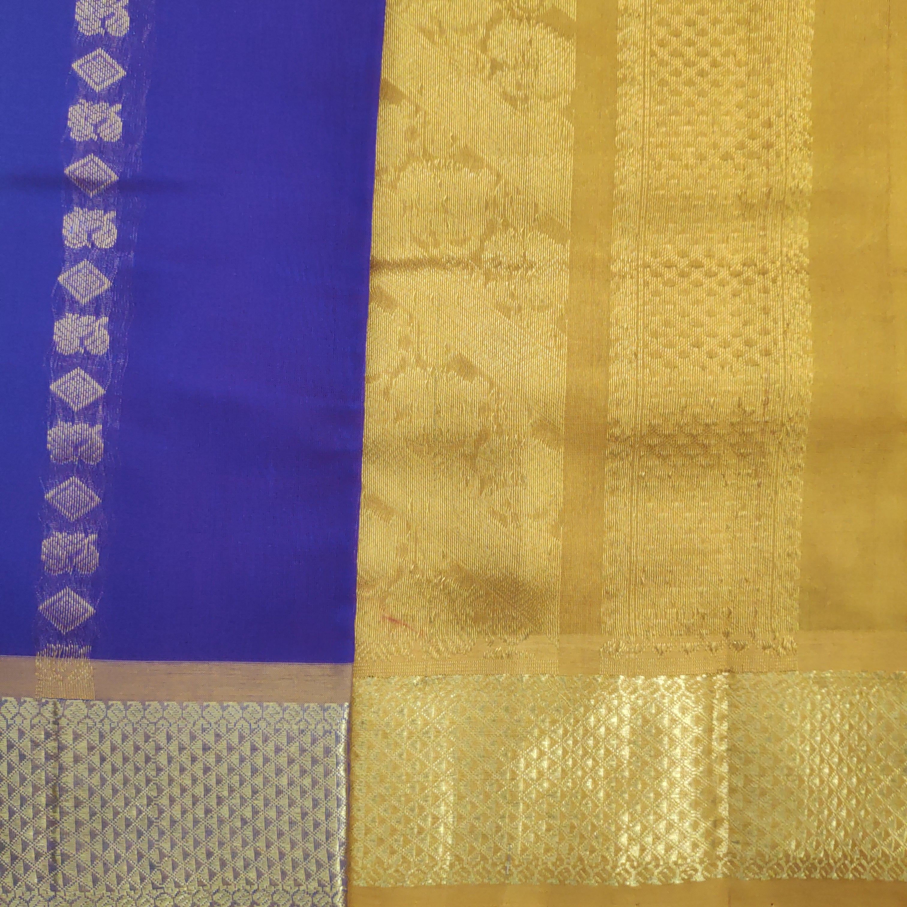 Pure silk cotton- Reverse Pallu- Semi Korvai