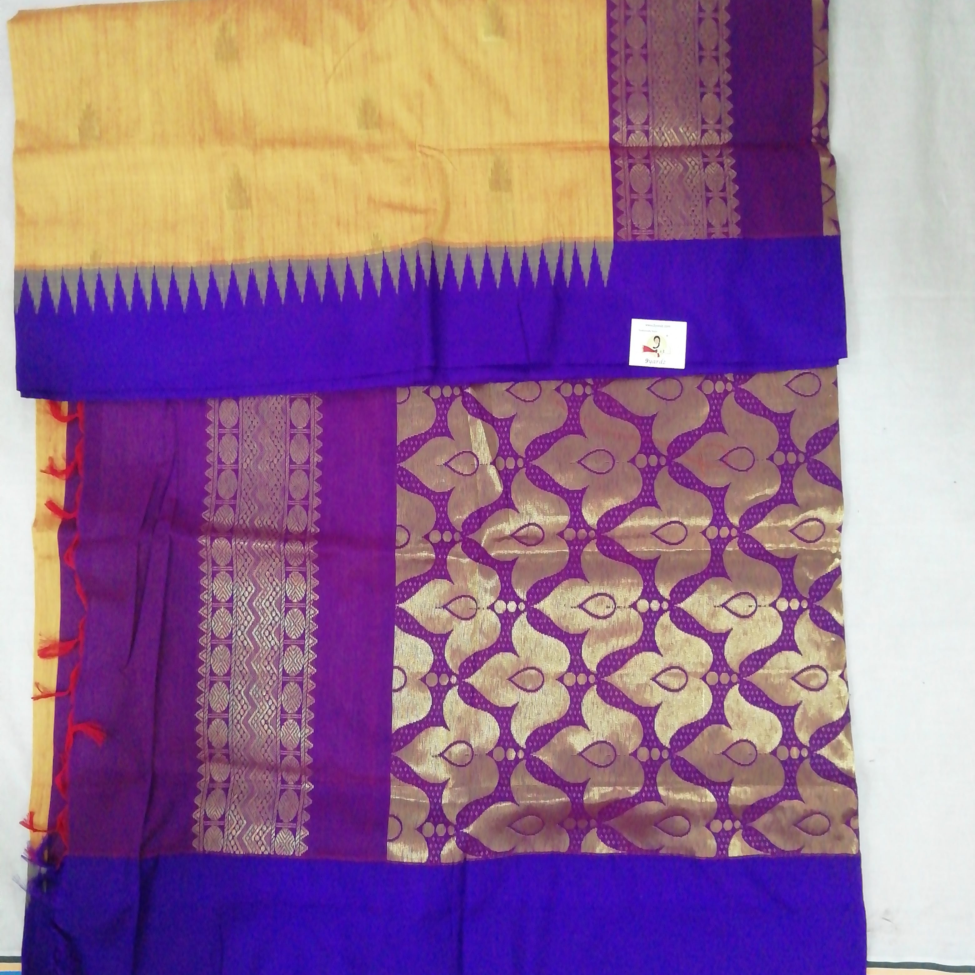 Kalyani cotton Golden zari 6yardz