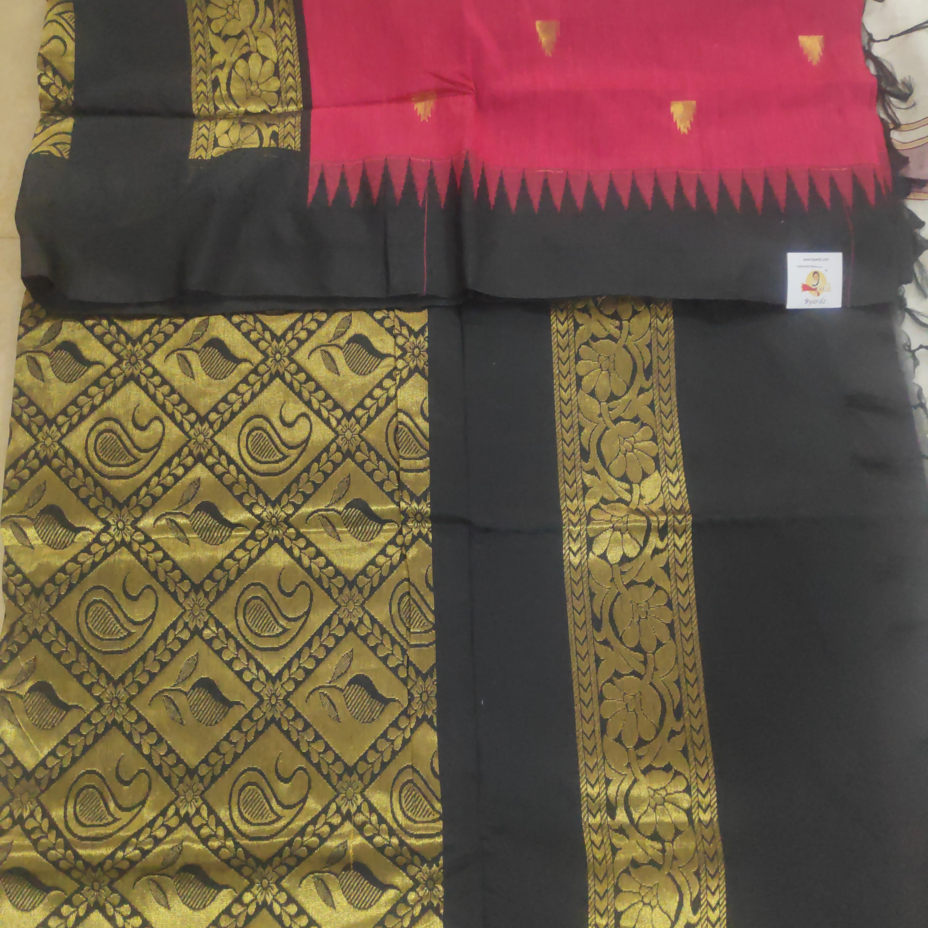 Kalyani cotton Golden zari 6yardz