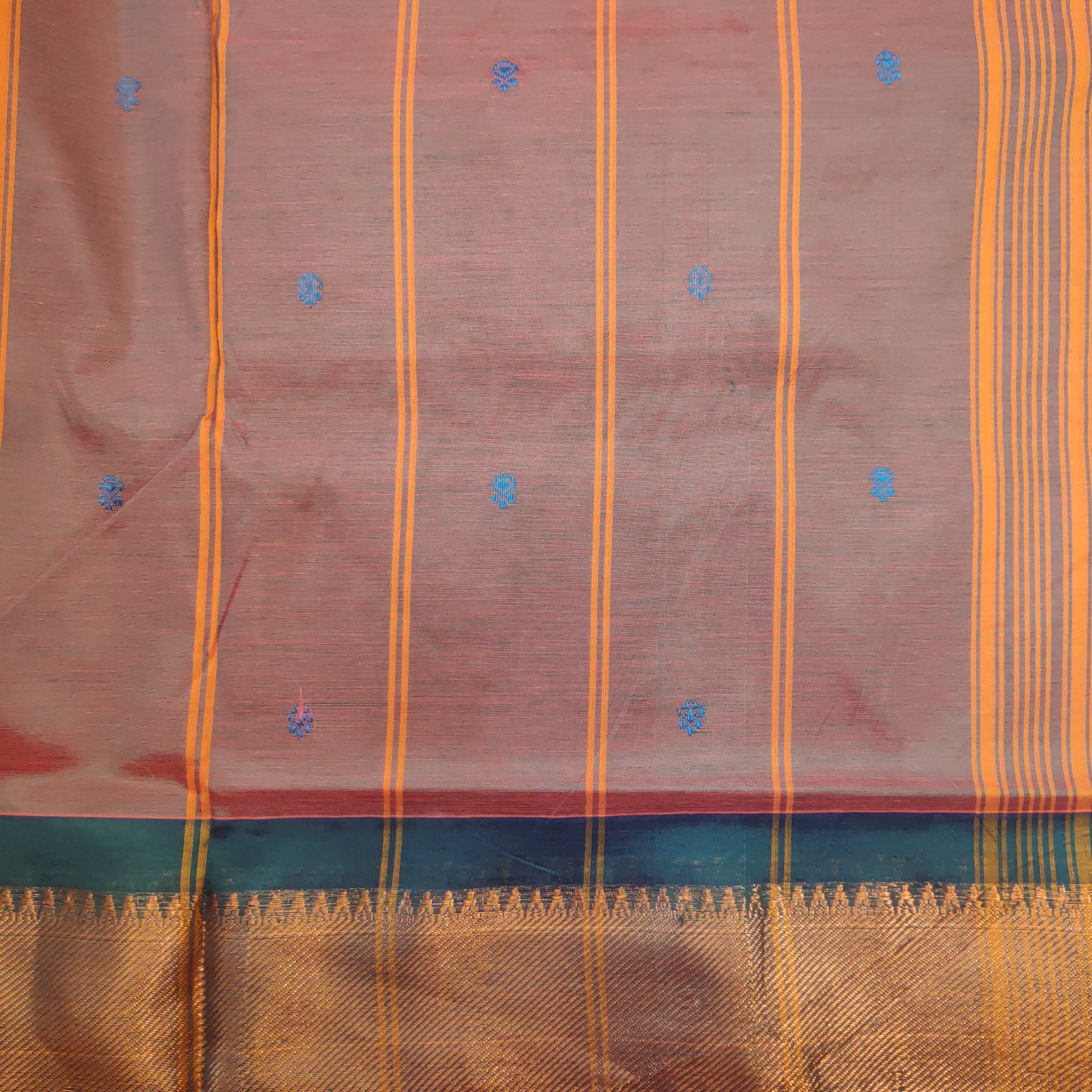 Vaazhainaar Pattu Madisar