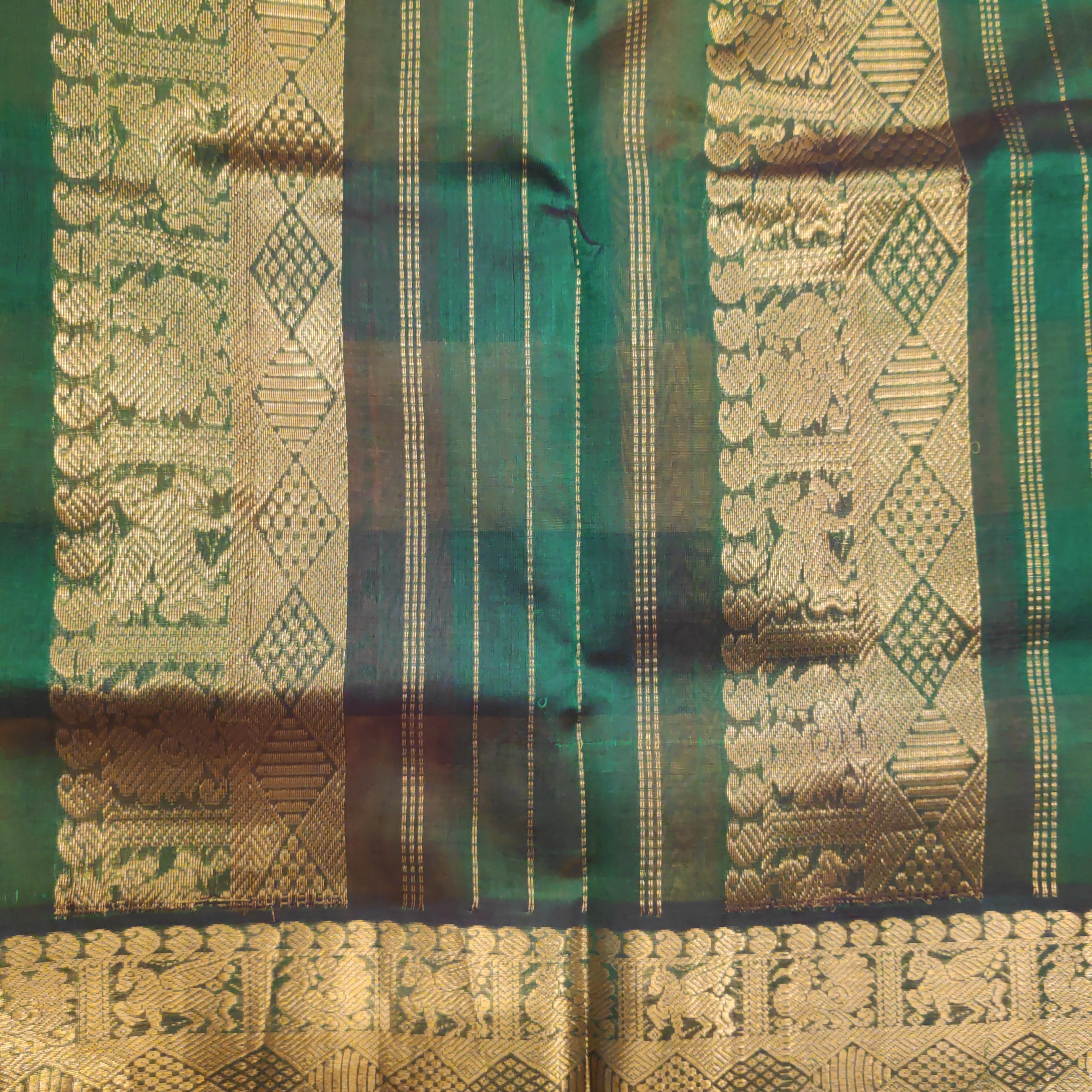 Pure silk cotton- pazhum pazhamum kattam with butta, 10yards (madisar)