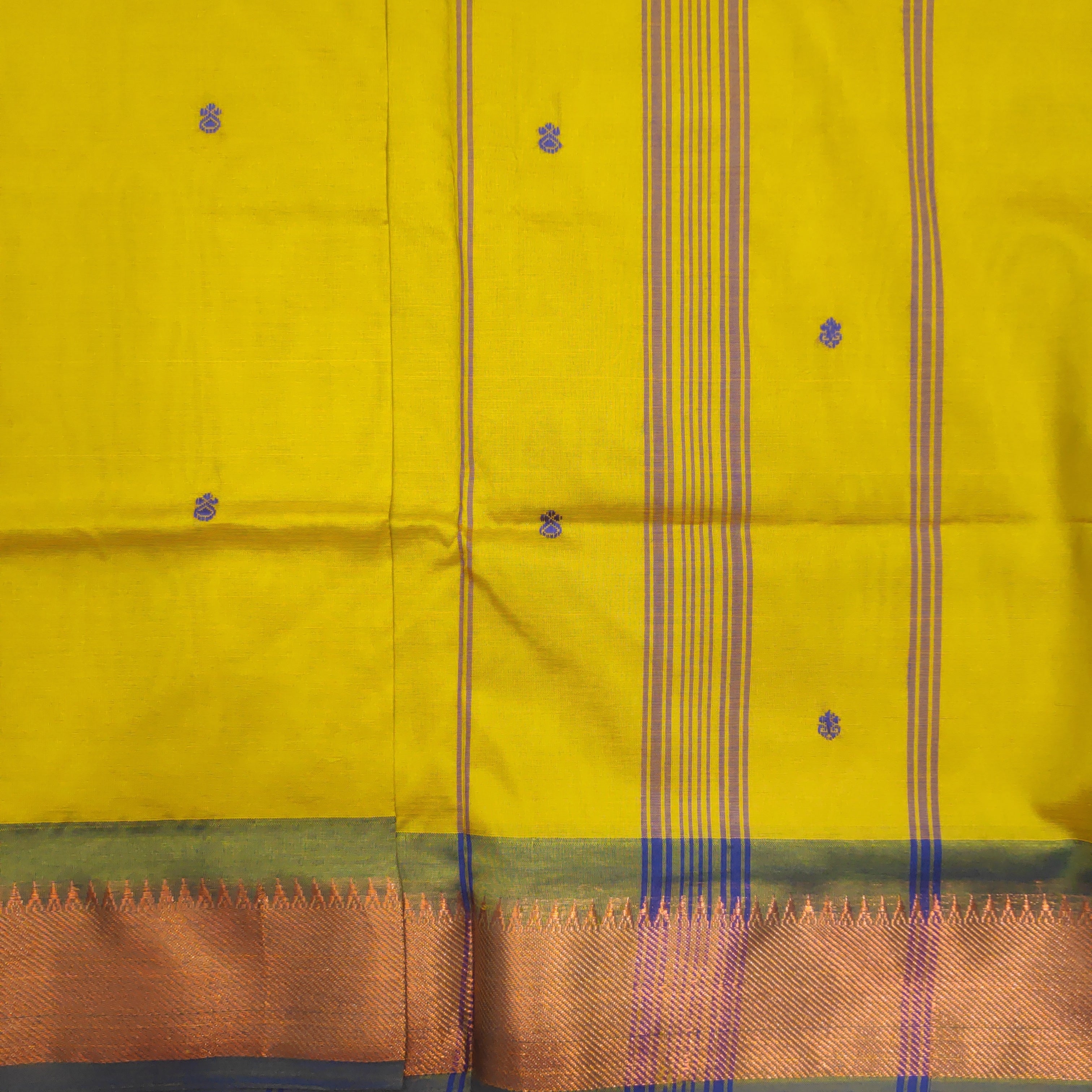 Vaazhainaar Pattu Madisar