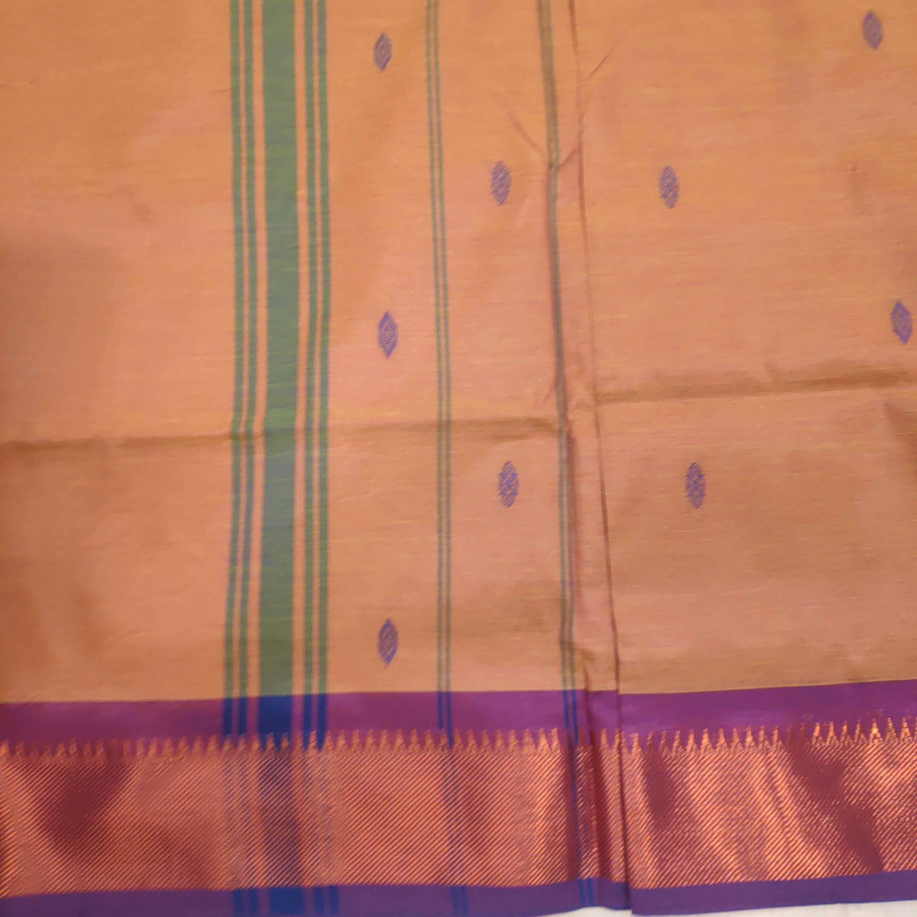 Vaazhainaar Pattu Madisar