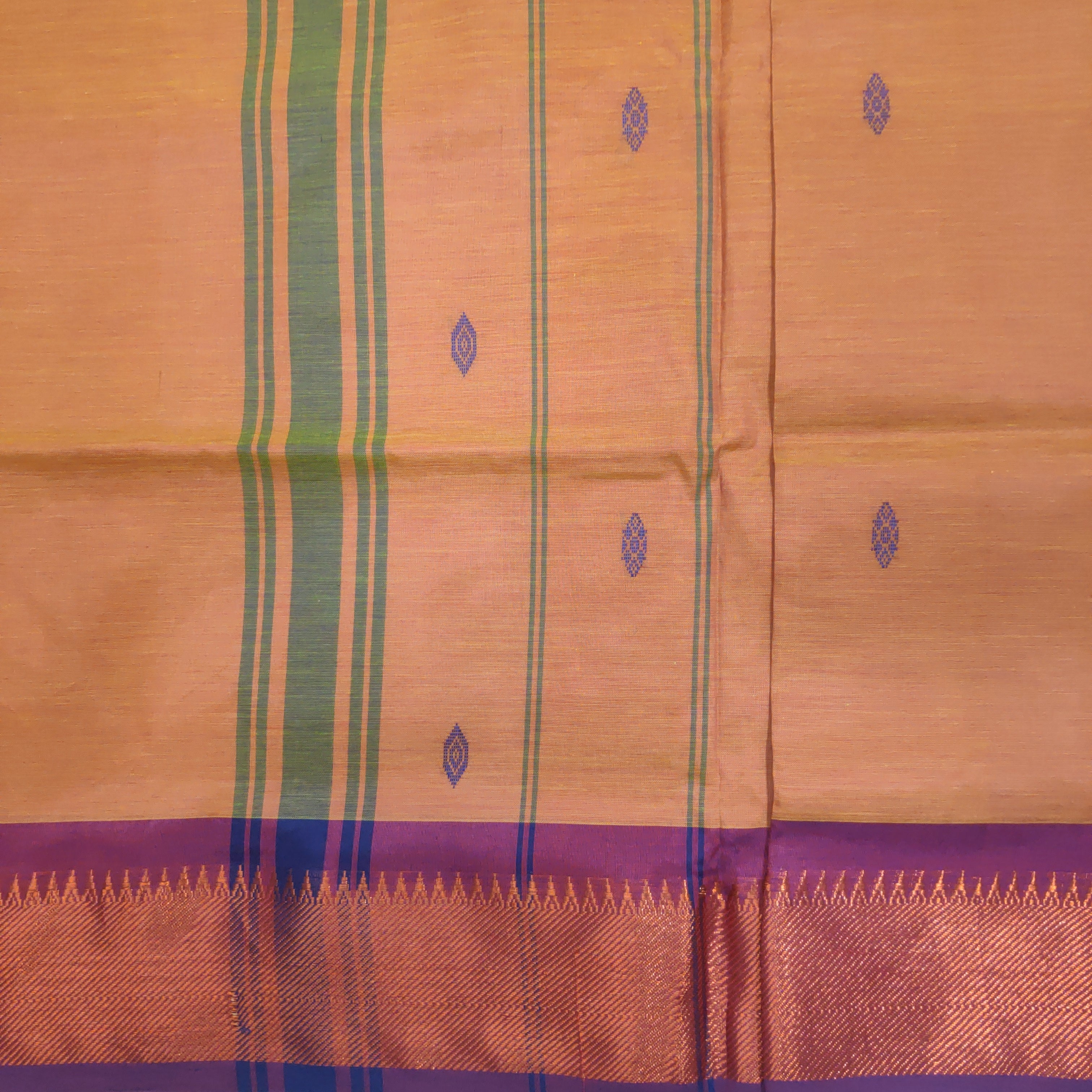 Vaazhainaar Pattu Madisar