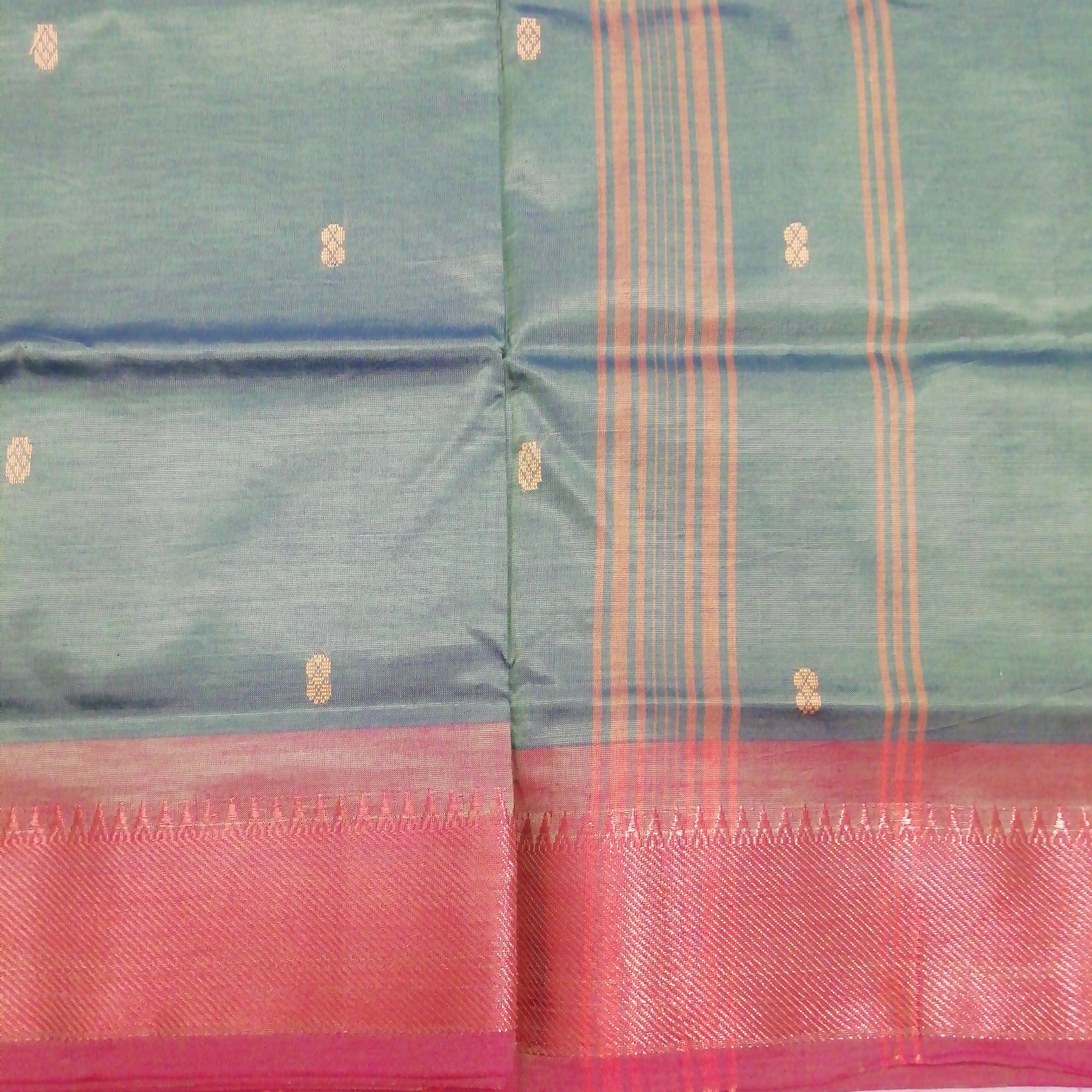 Vaazhainaar Pattu Madisar