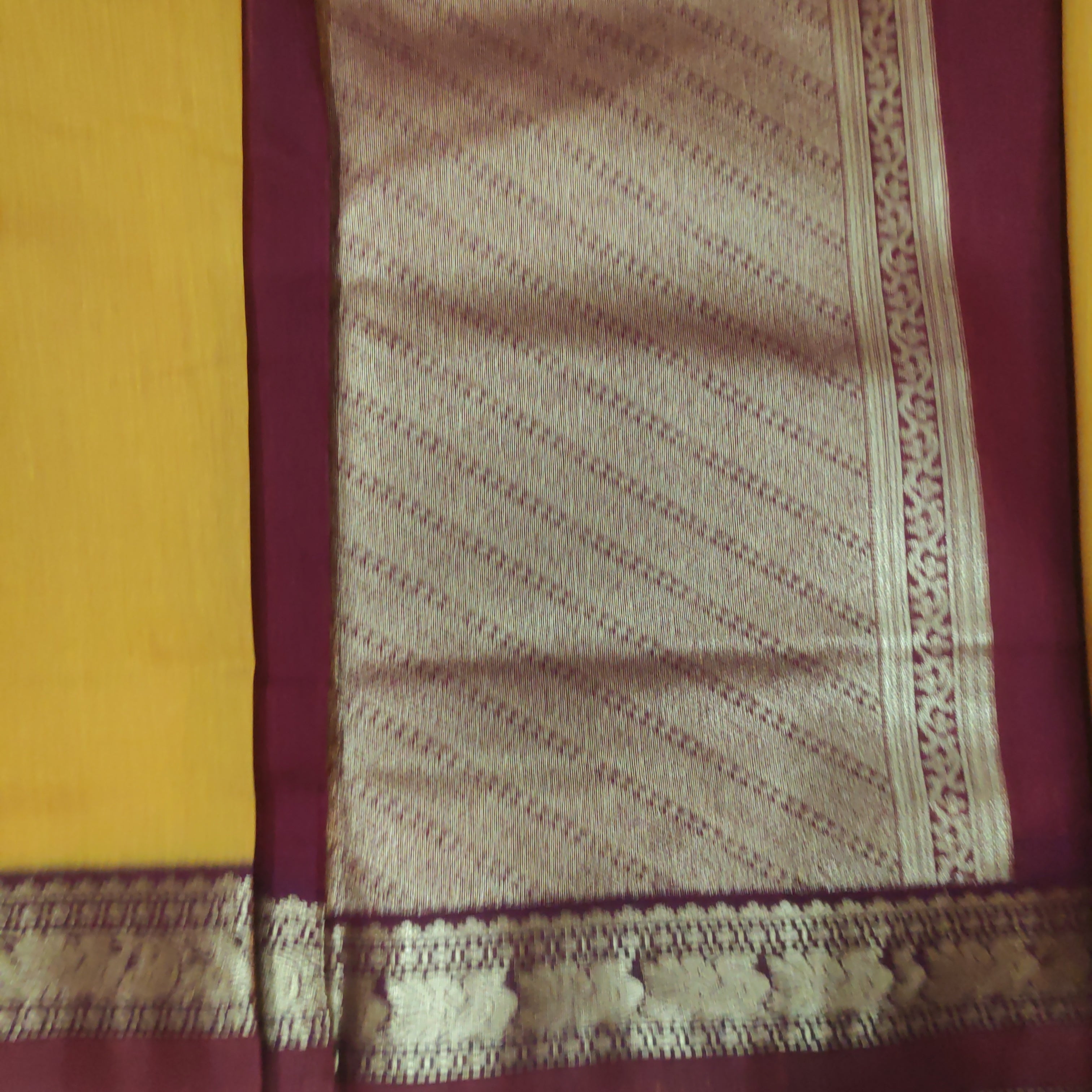 Akshaya cotton 10.25 yards madisar