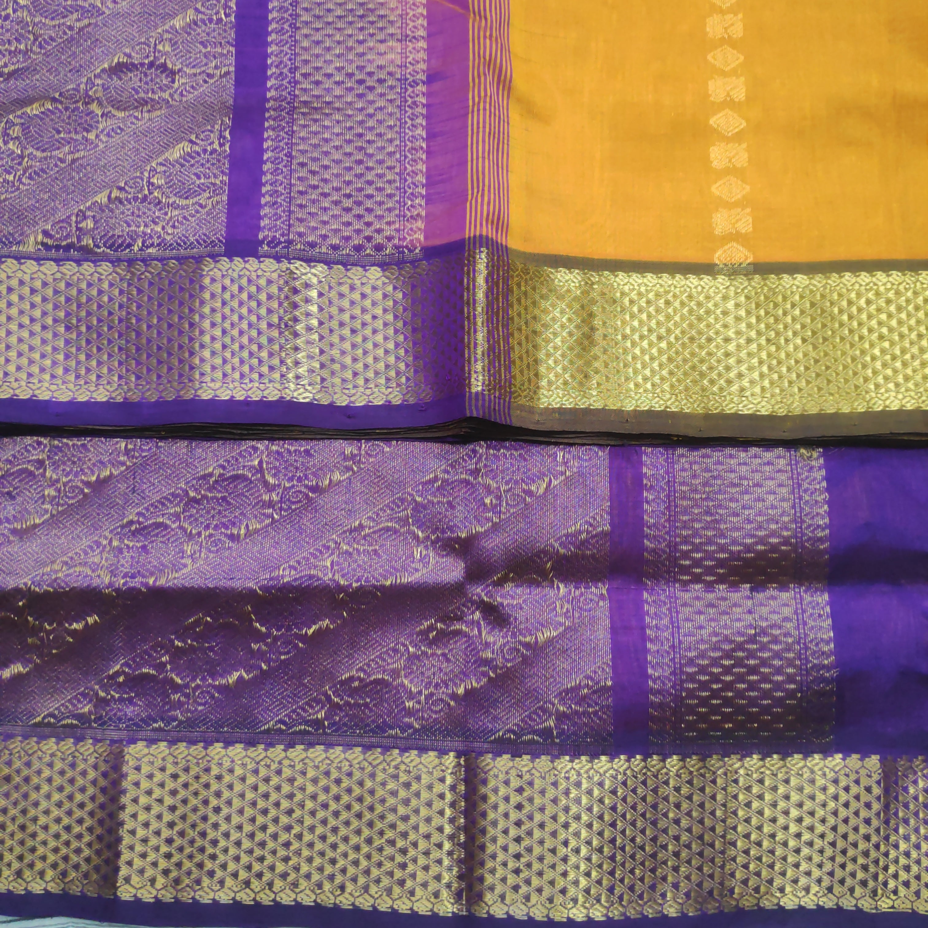 Pure silk cotton- Reverse Pallu- Semi Korvai