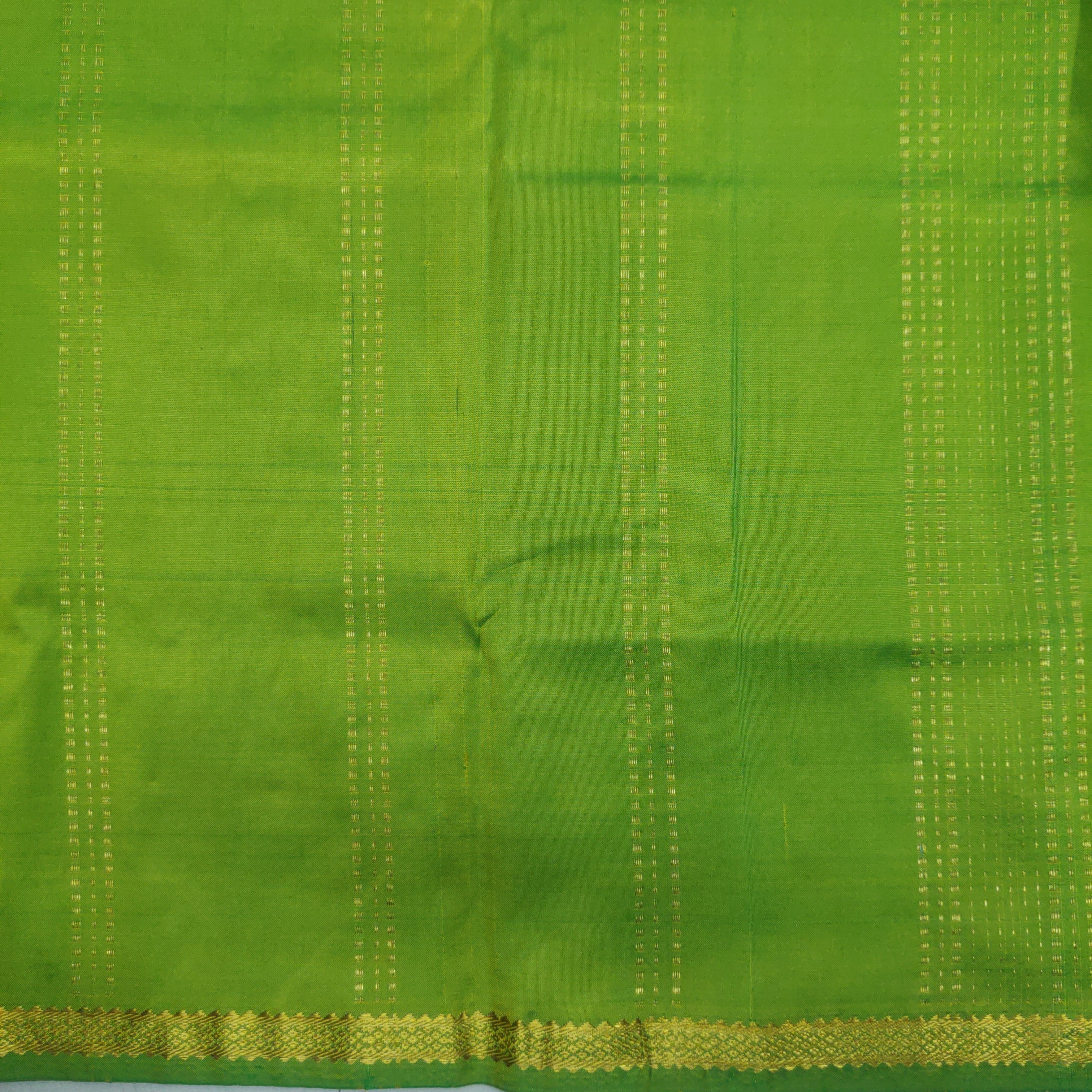 Pure silk 10.5 yardz