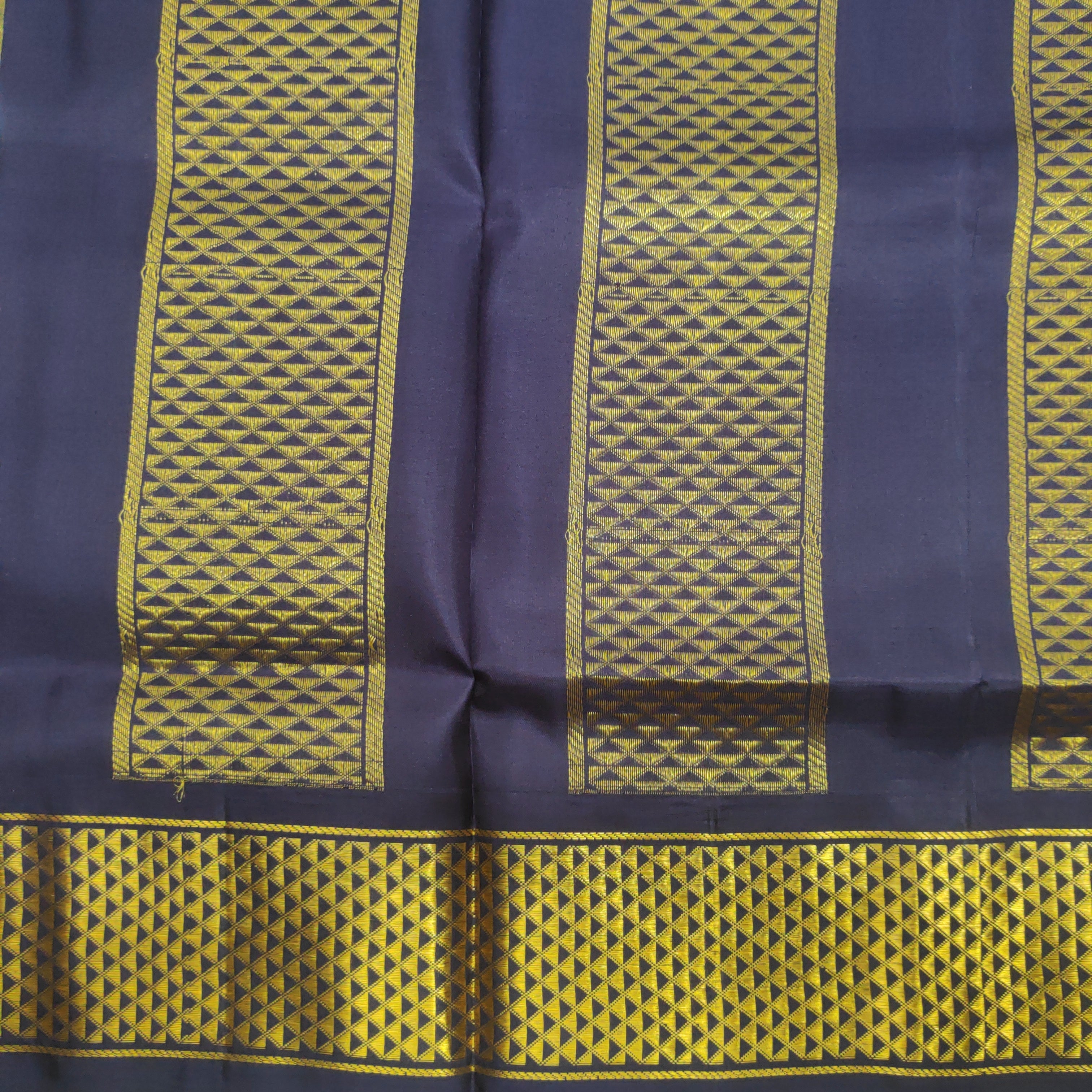 Pure silk 9.5yardz