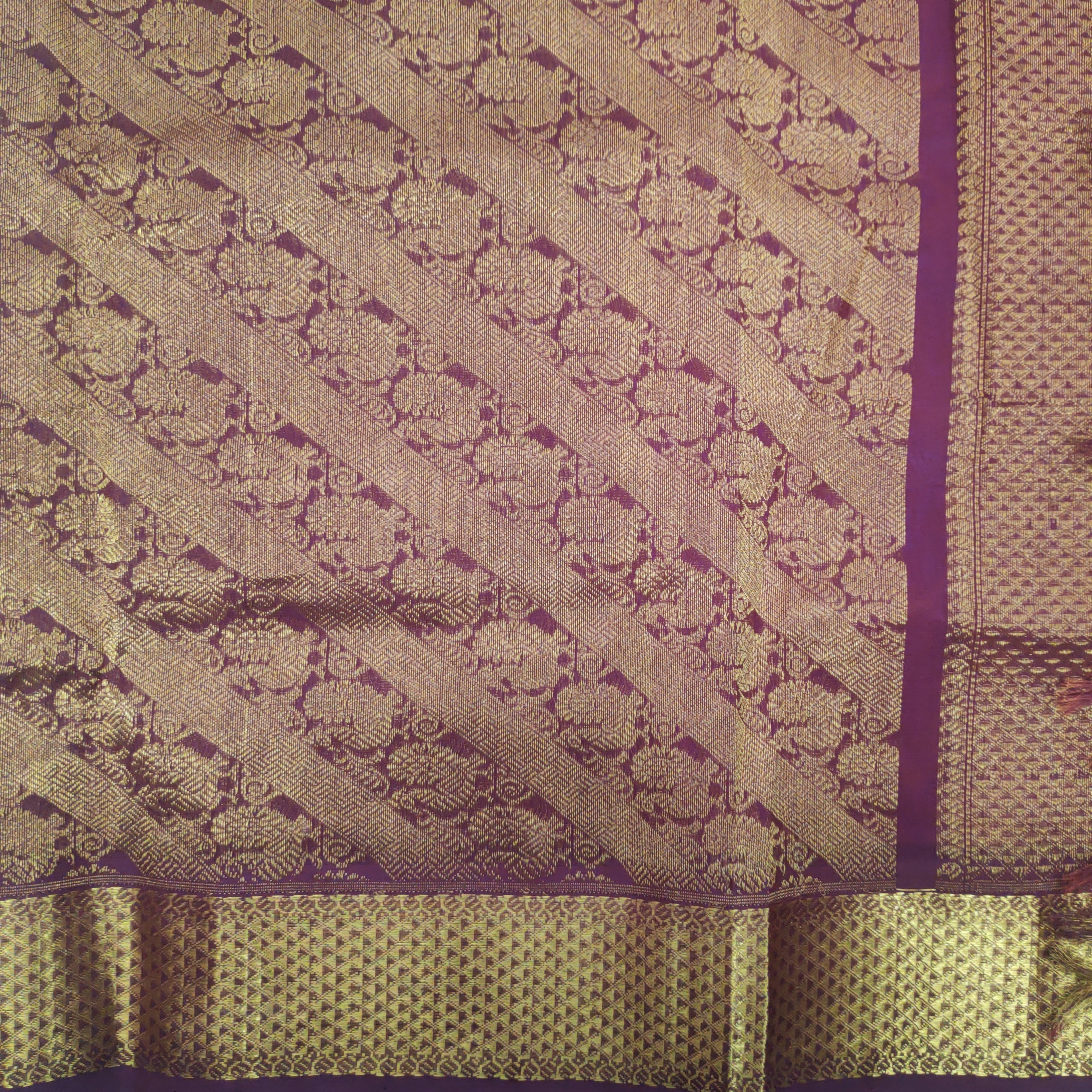 Pure silk cotton- Reverse Pallu- Semi Korvai