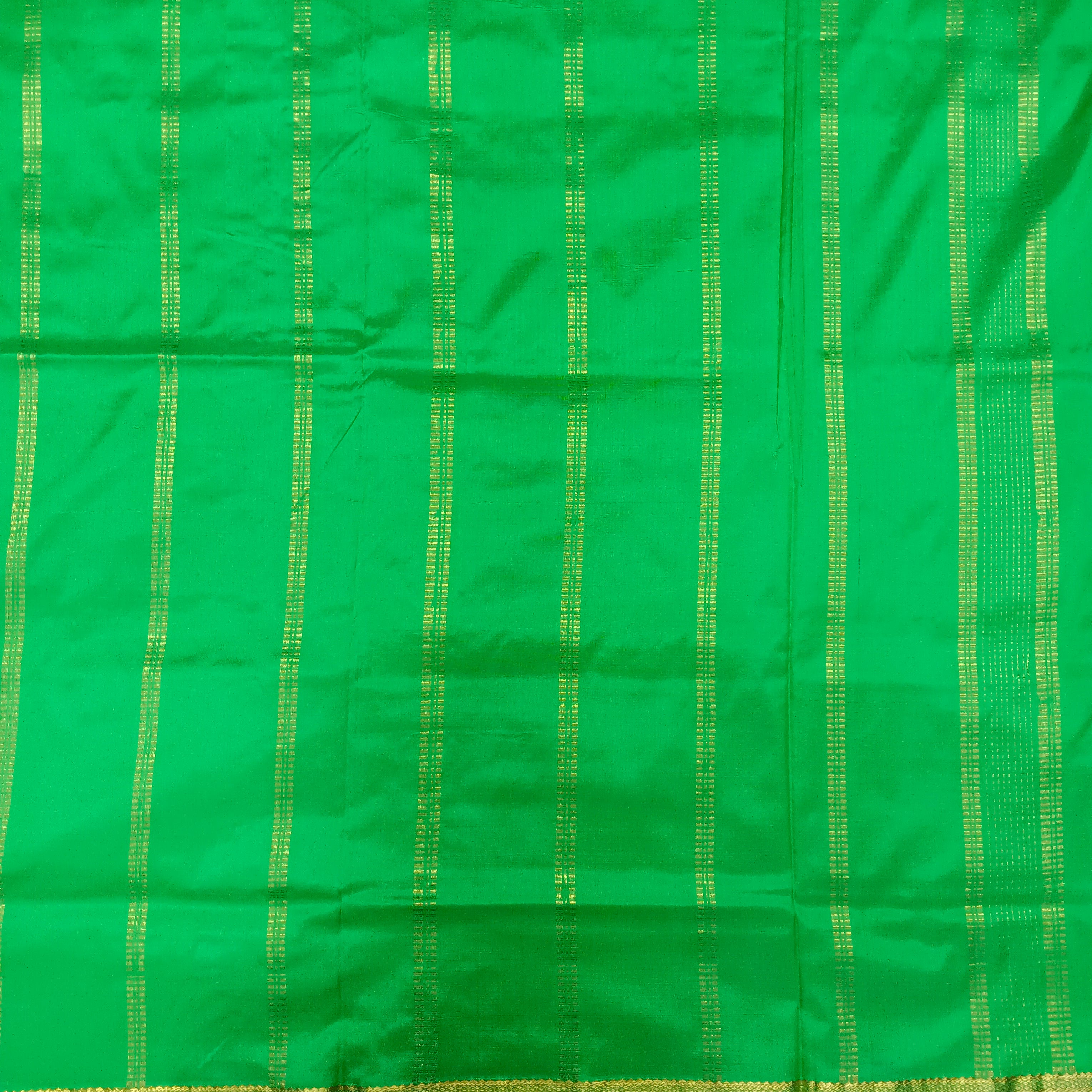 Pure silk 9.5 yardz