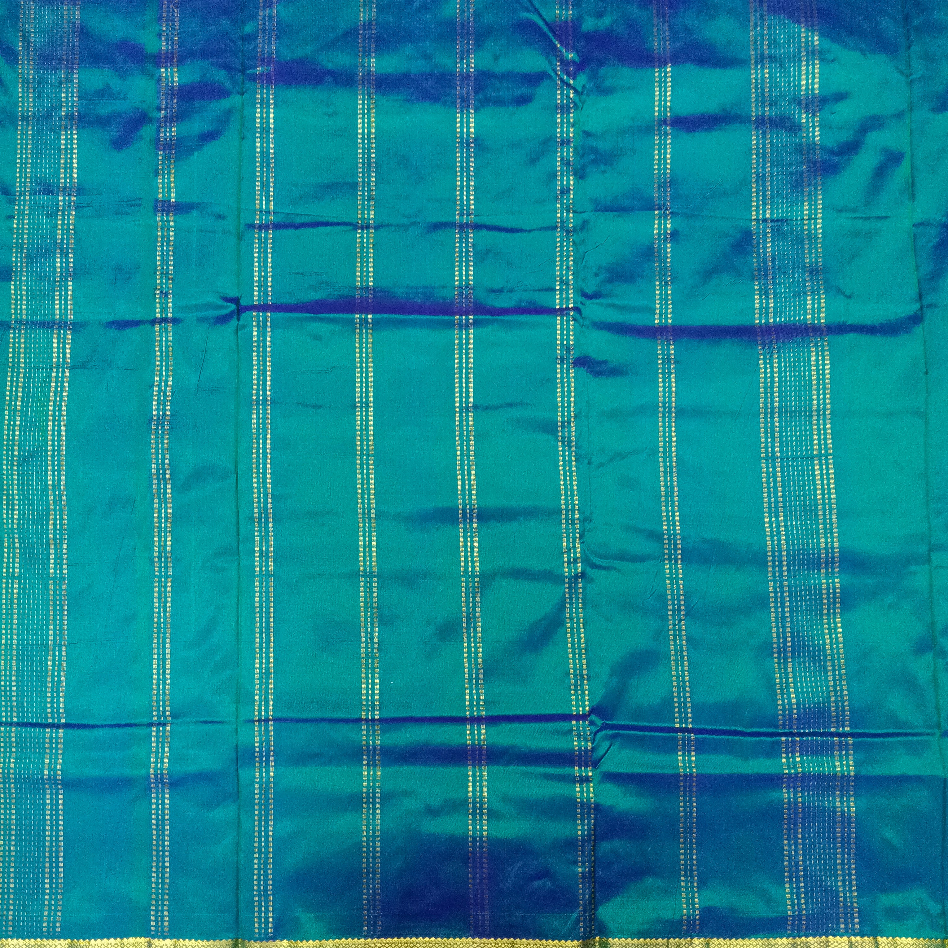 Pure silk 9.5 yardz