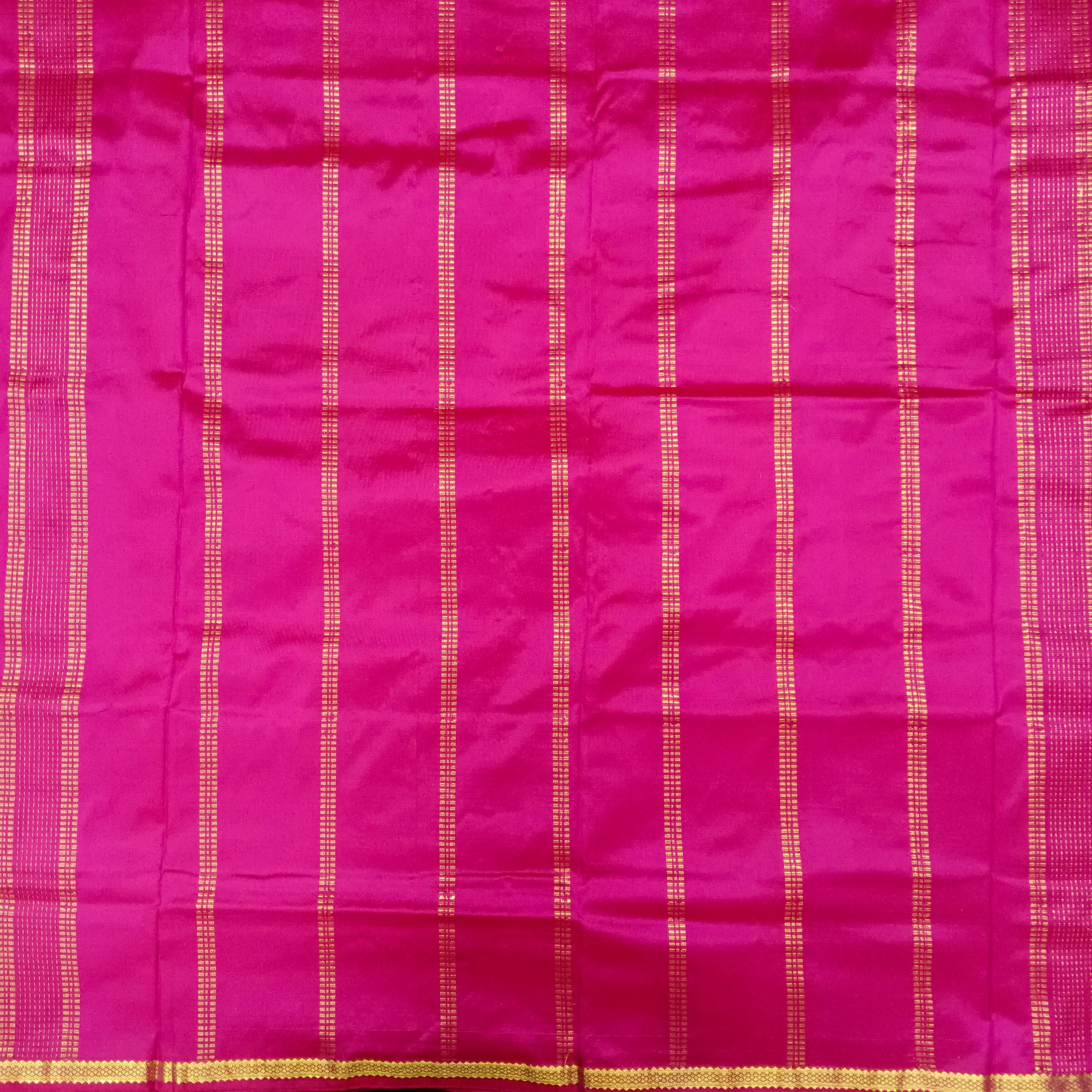 Pure silk 9.5 yardz