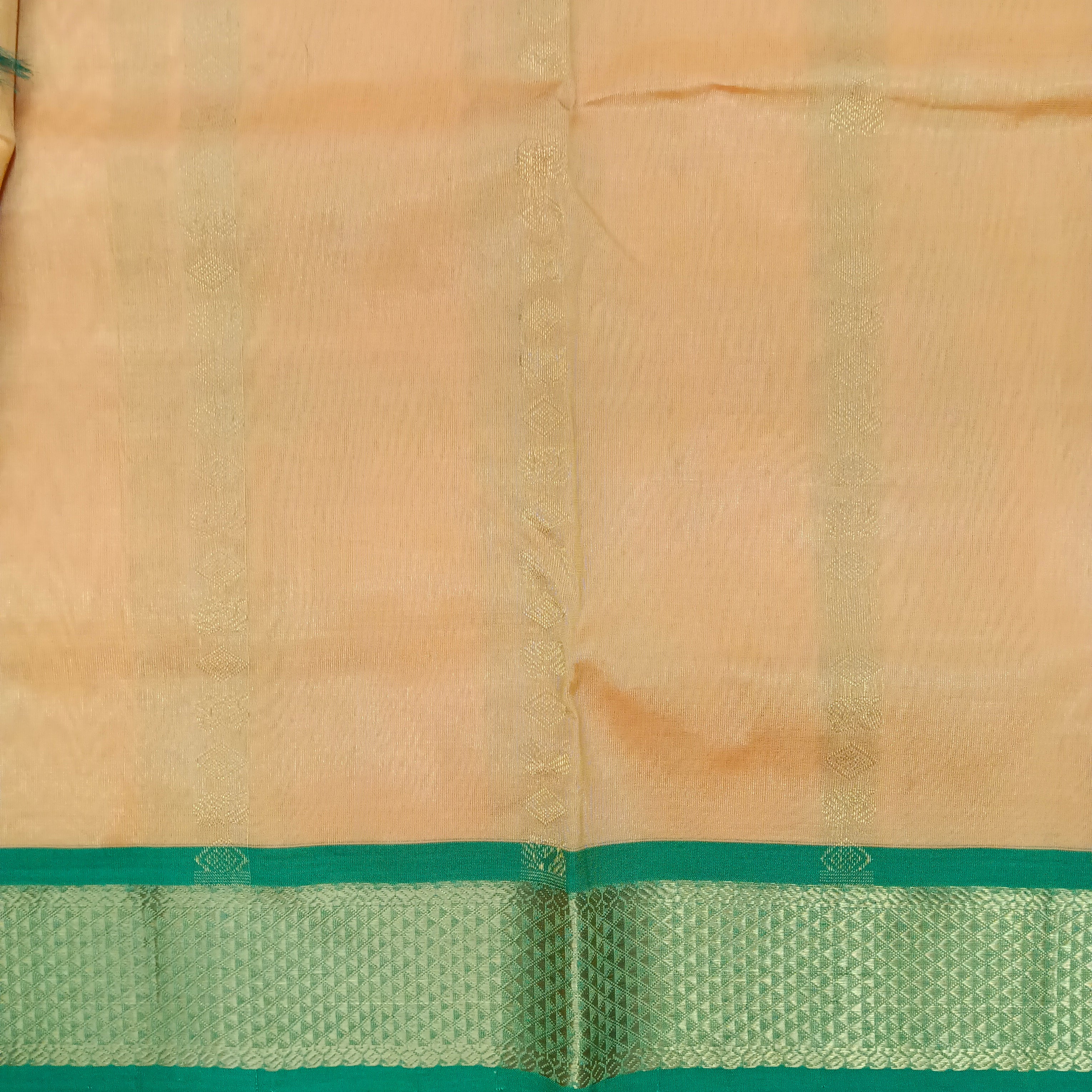 Pure silk cotton- Reverse Pallu- Semi Korvai