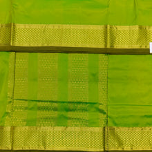 Load image into Gallery viewer, Pure silk 11yardz  saree