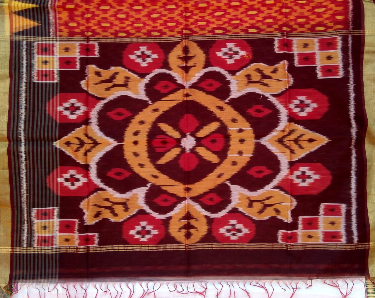 Kora silk cotton- Pochampalli/ikkat