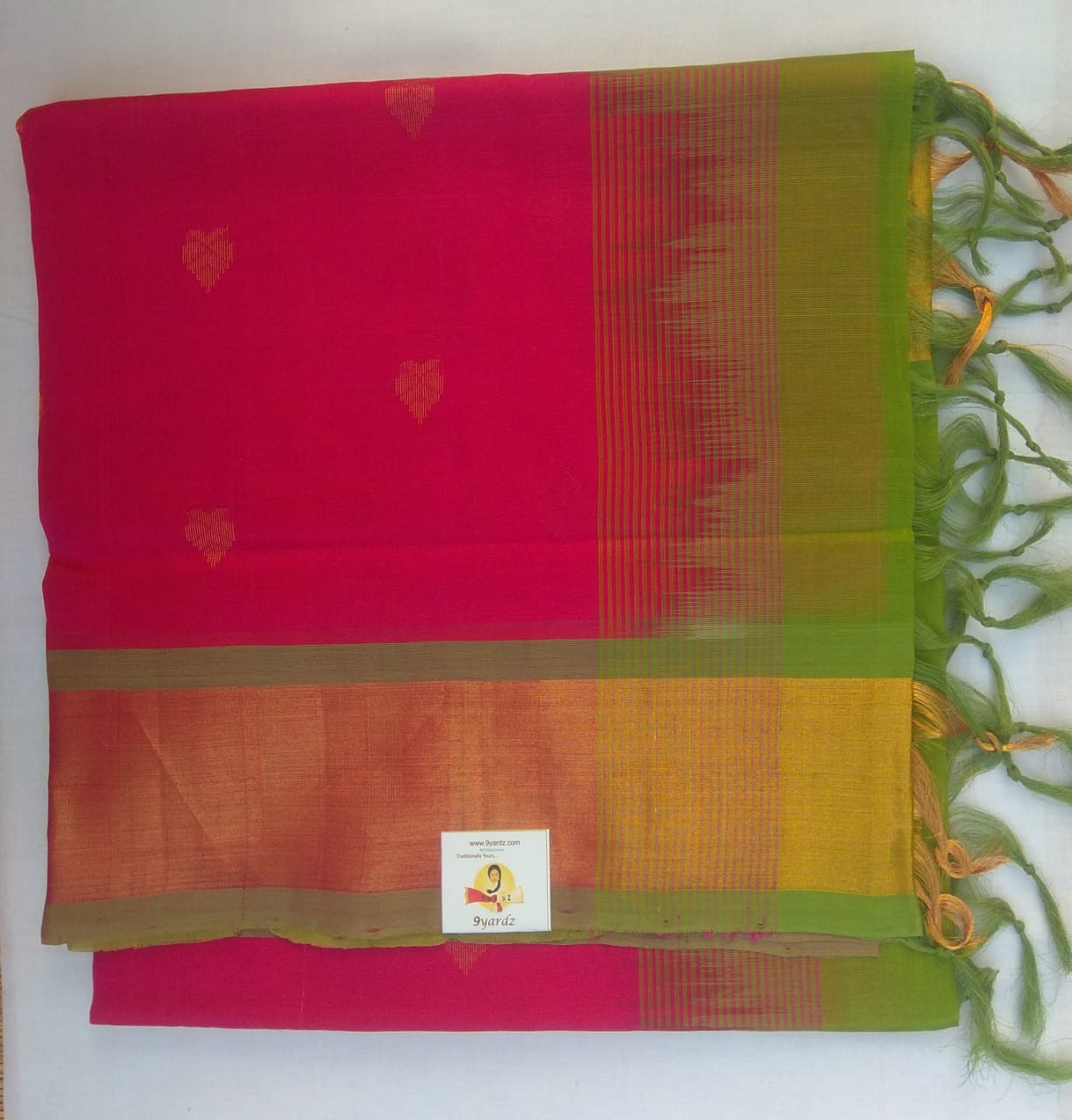 Butta in body with kadi jari border- Andhra Silk Cotton 6 yards