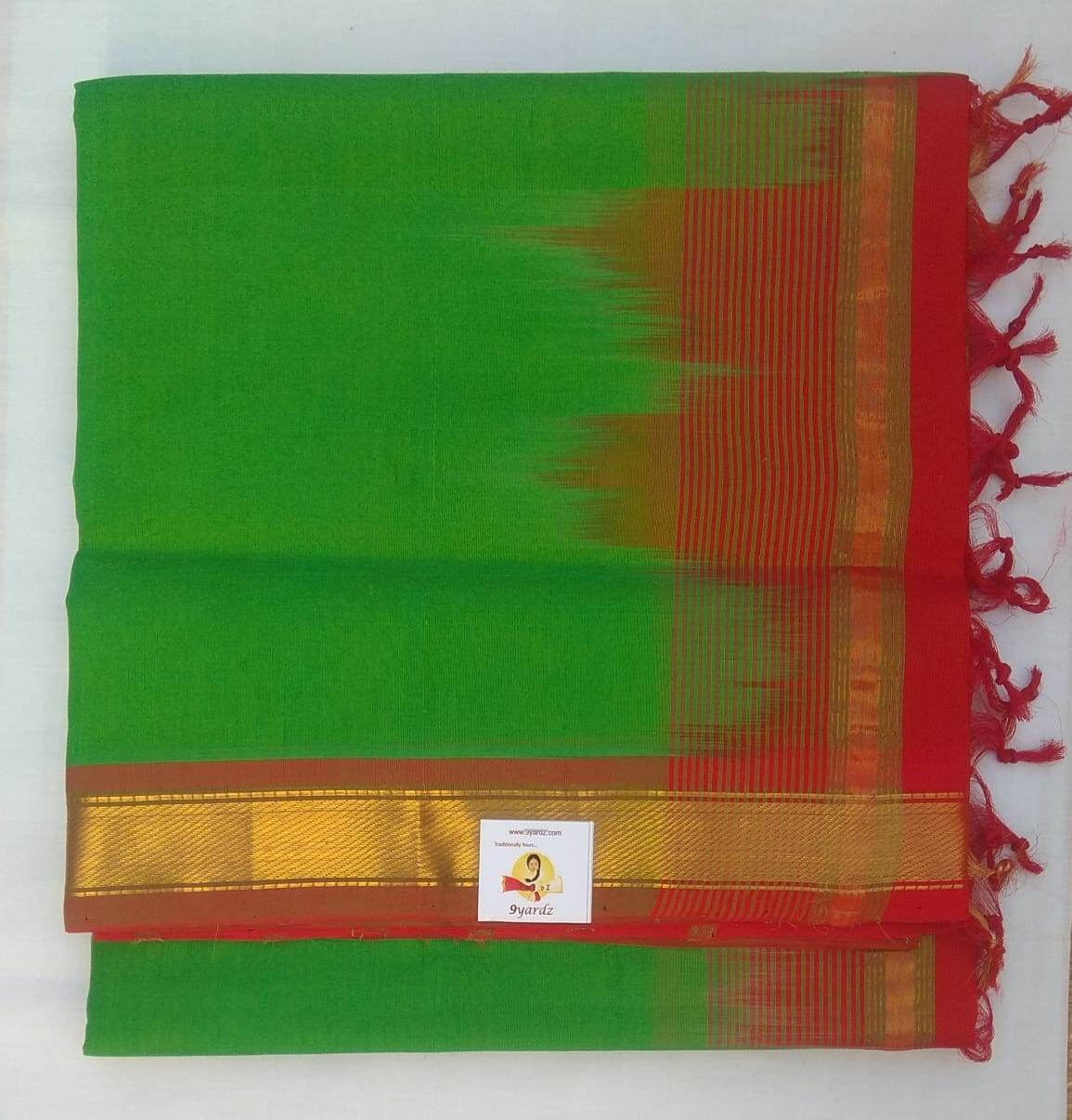 Plain body with single box jari border- Andhra Silk Cotton 6 yards