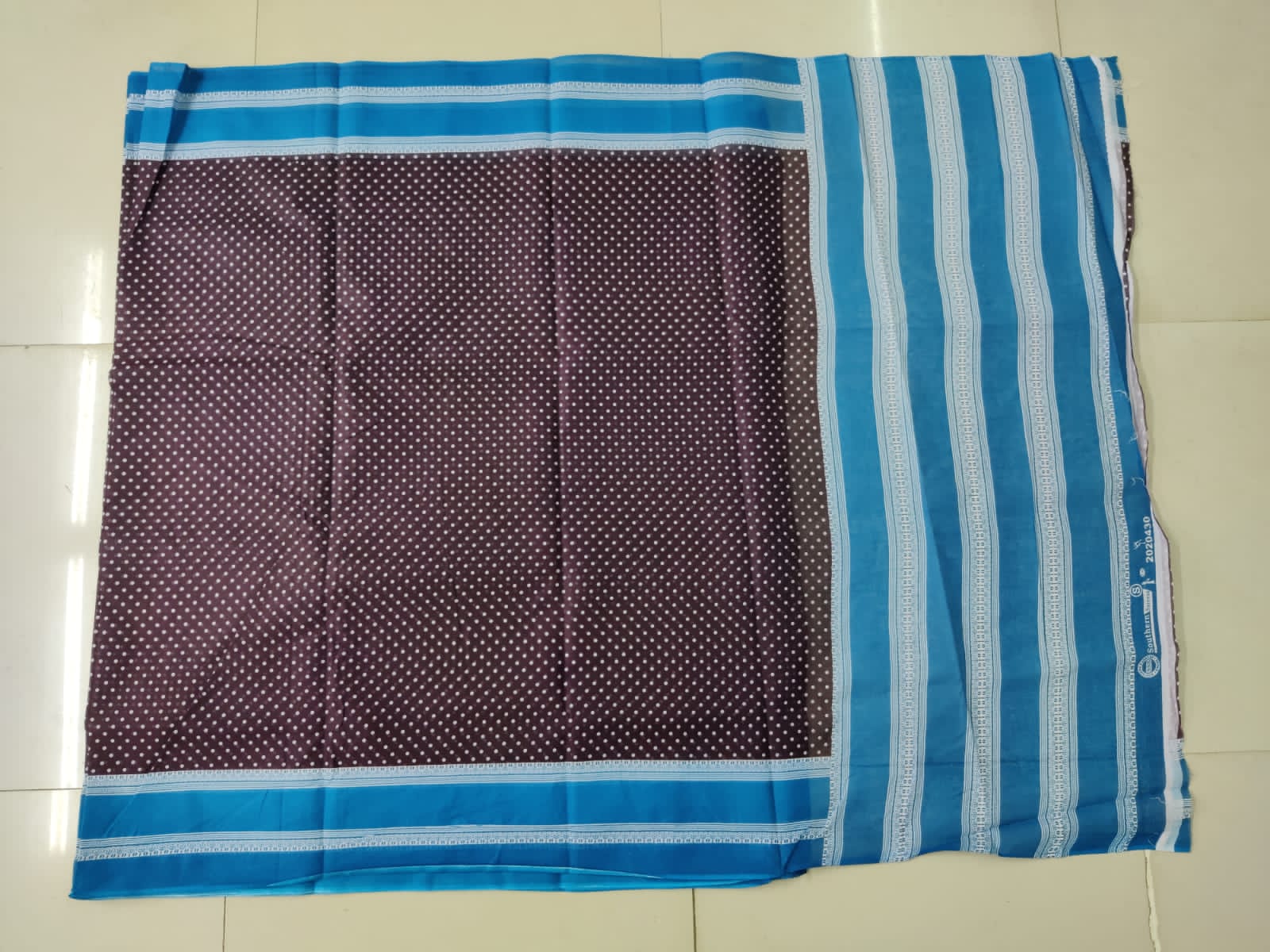 Erode cotton 10.5 yards madisar