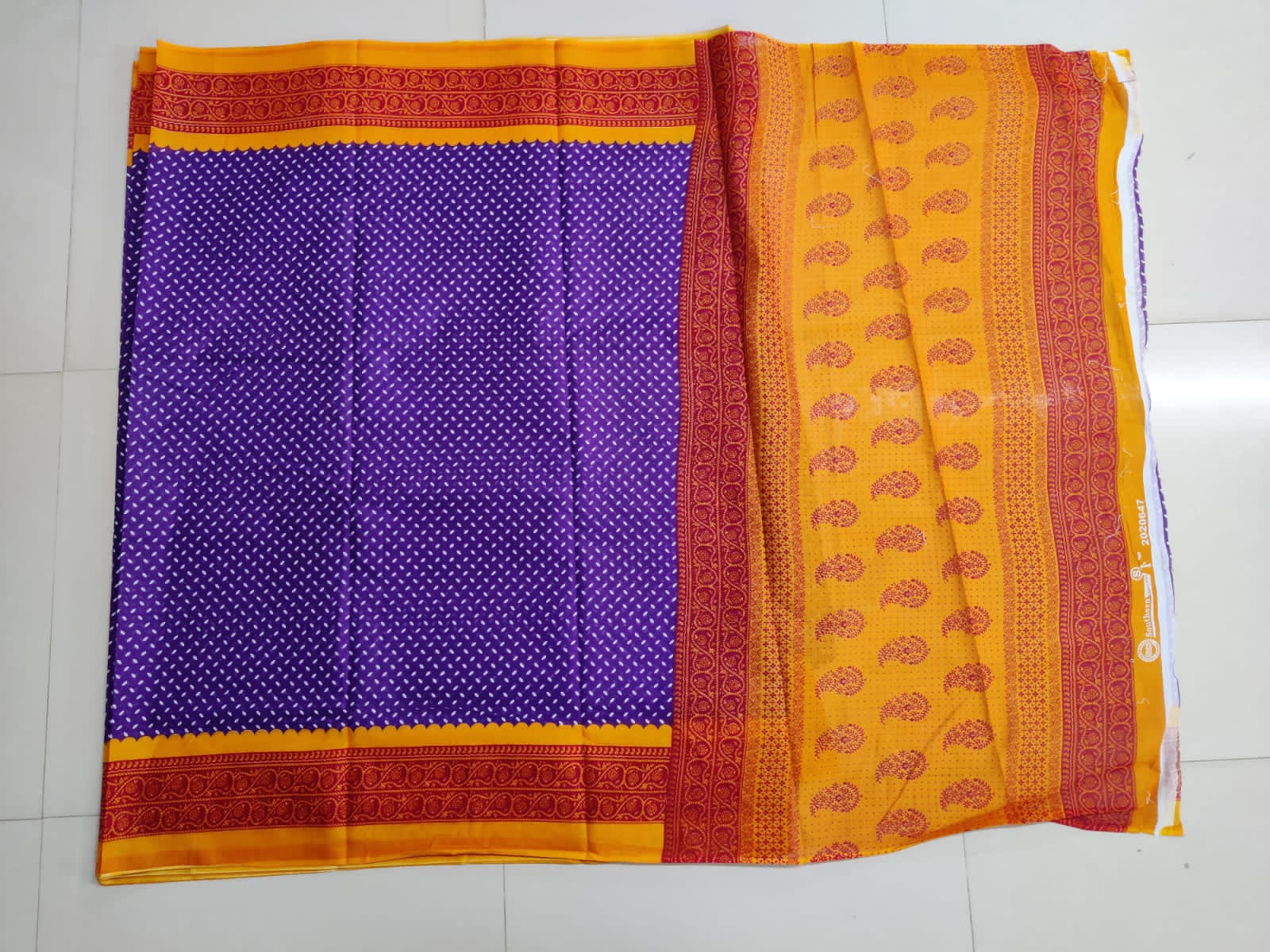 Erode cotton 10.5 yards madisar