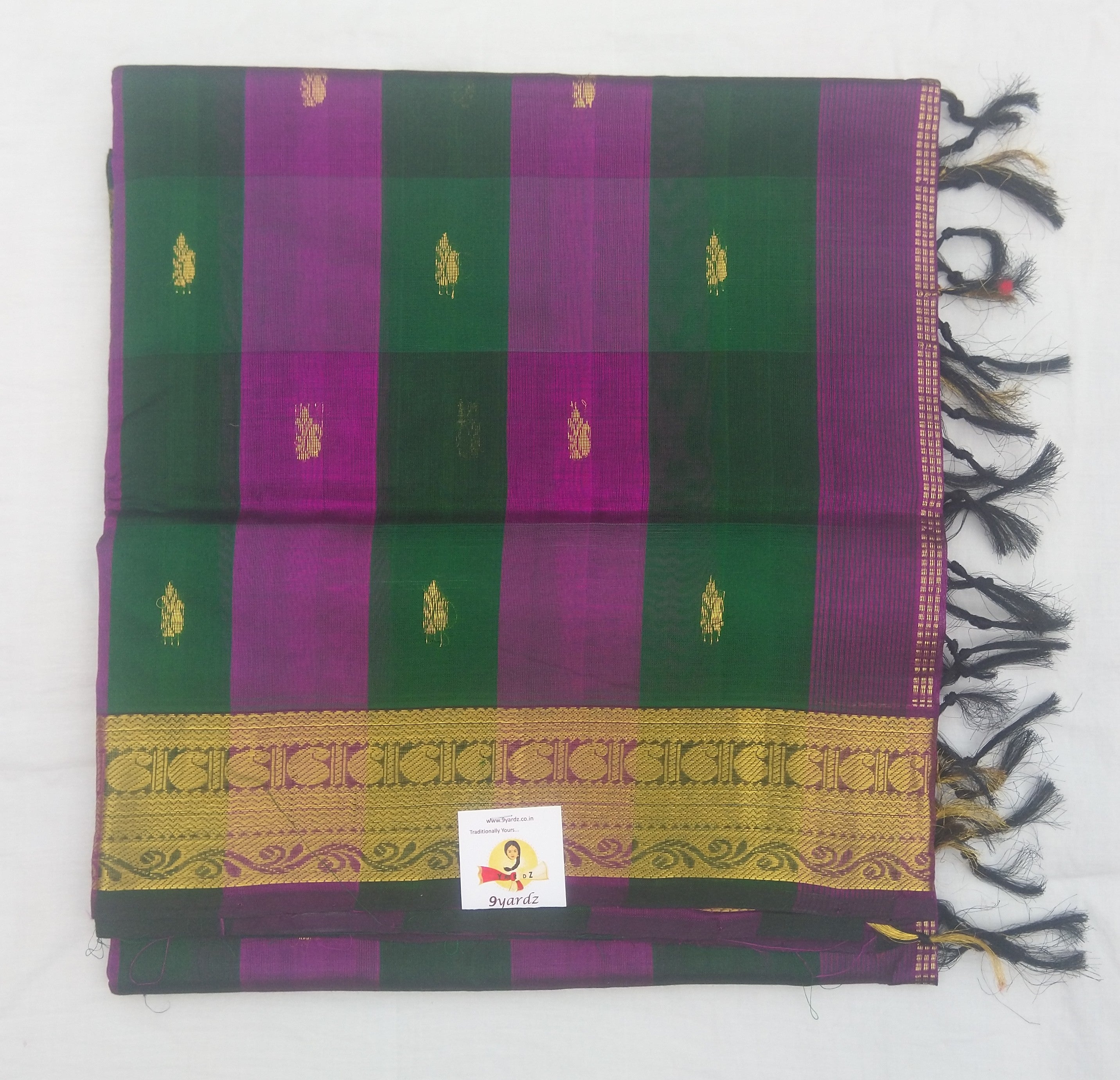 Paalum pazhamum kattam with butta 6yards