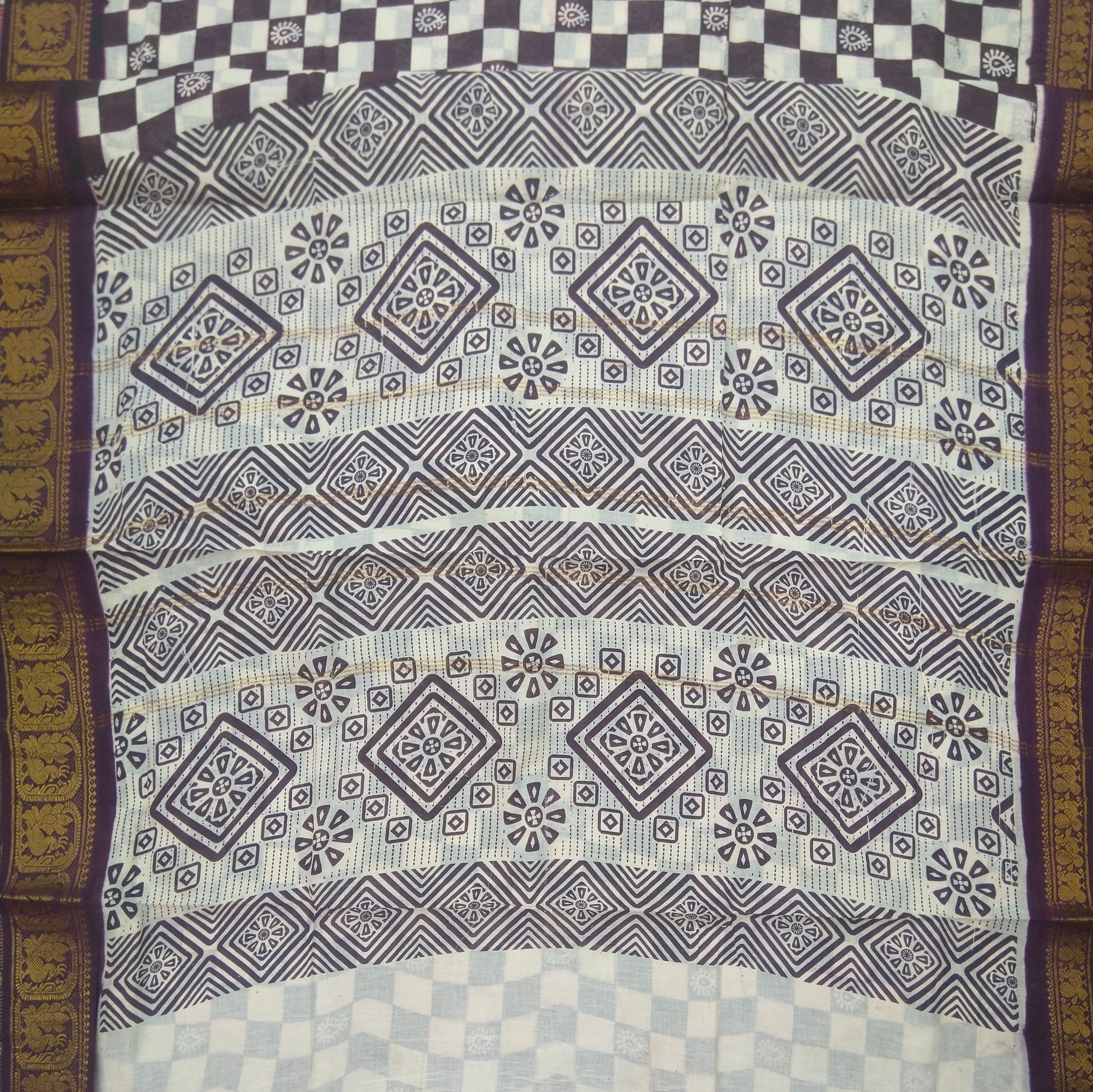 Sungudi Checked Design