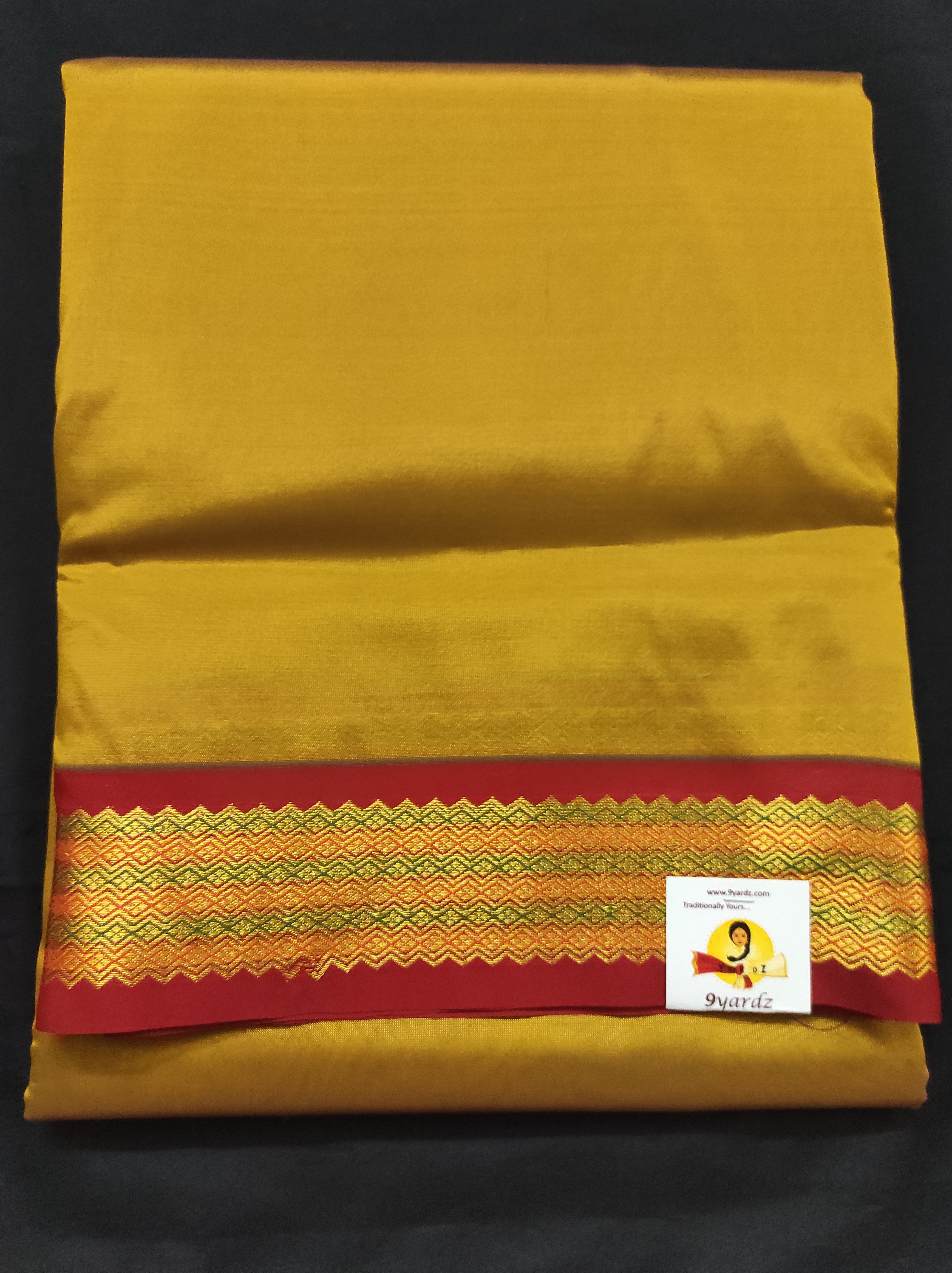 Naarpattu Poly silk 10yardz
