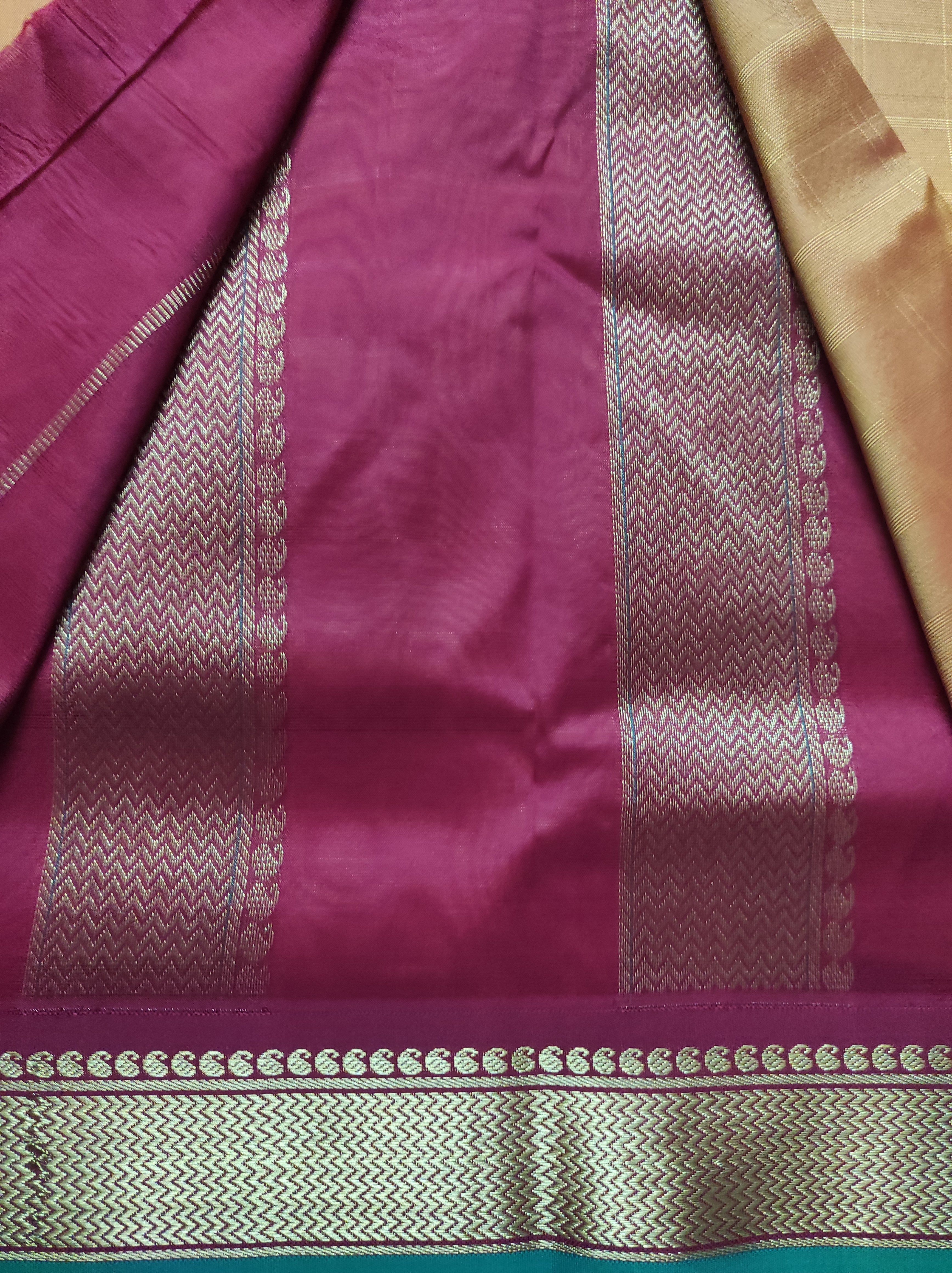 Naarpattu Poly silk 10yardz
