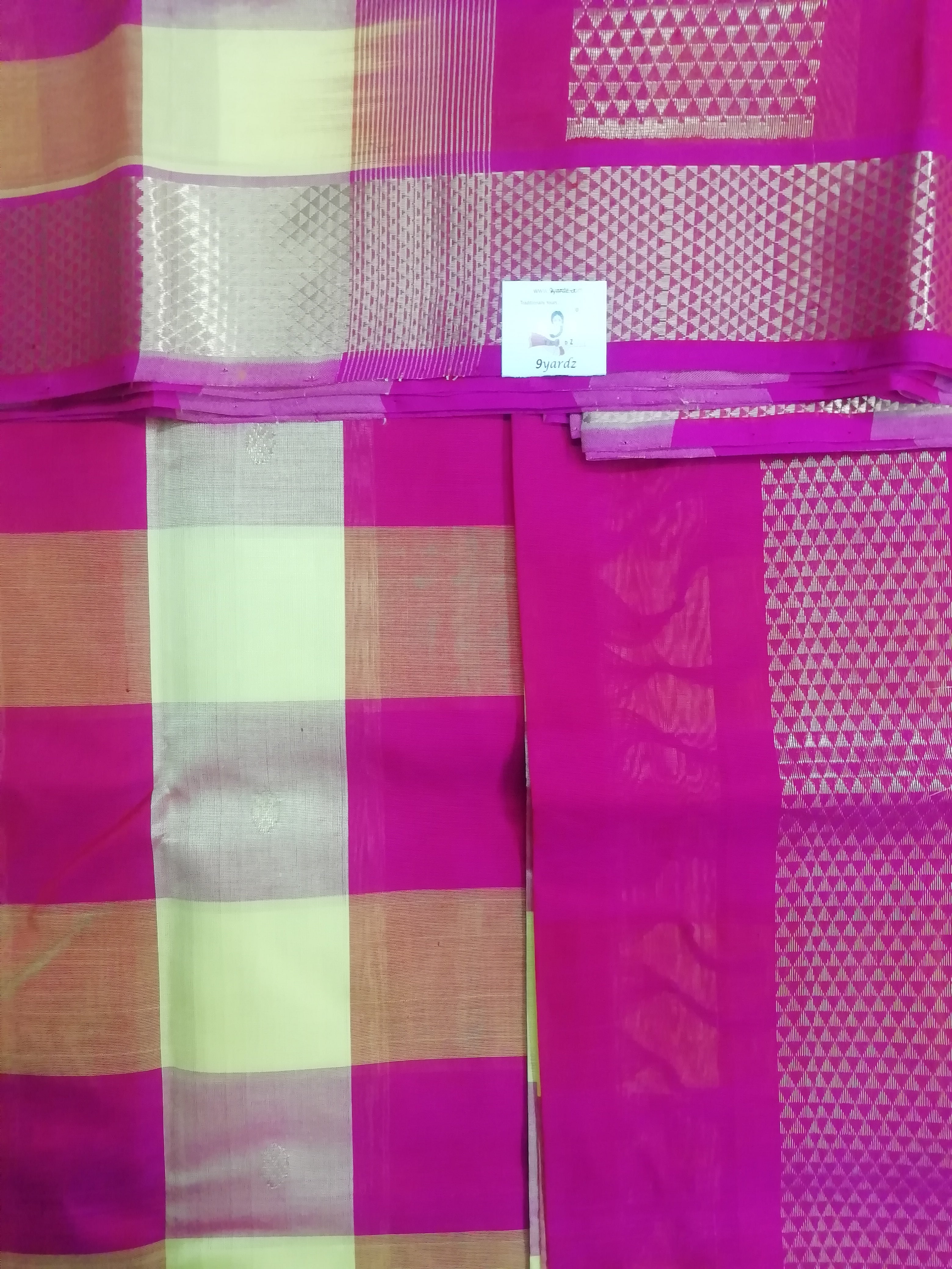Pure silk cotton, pazhum pazhamum kattam-10 yards madisar